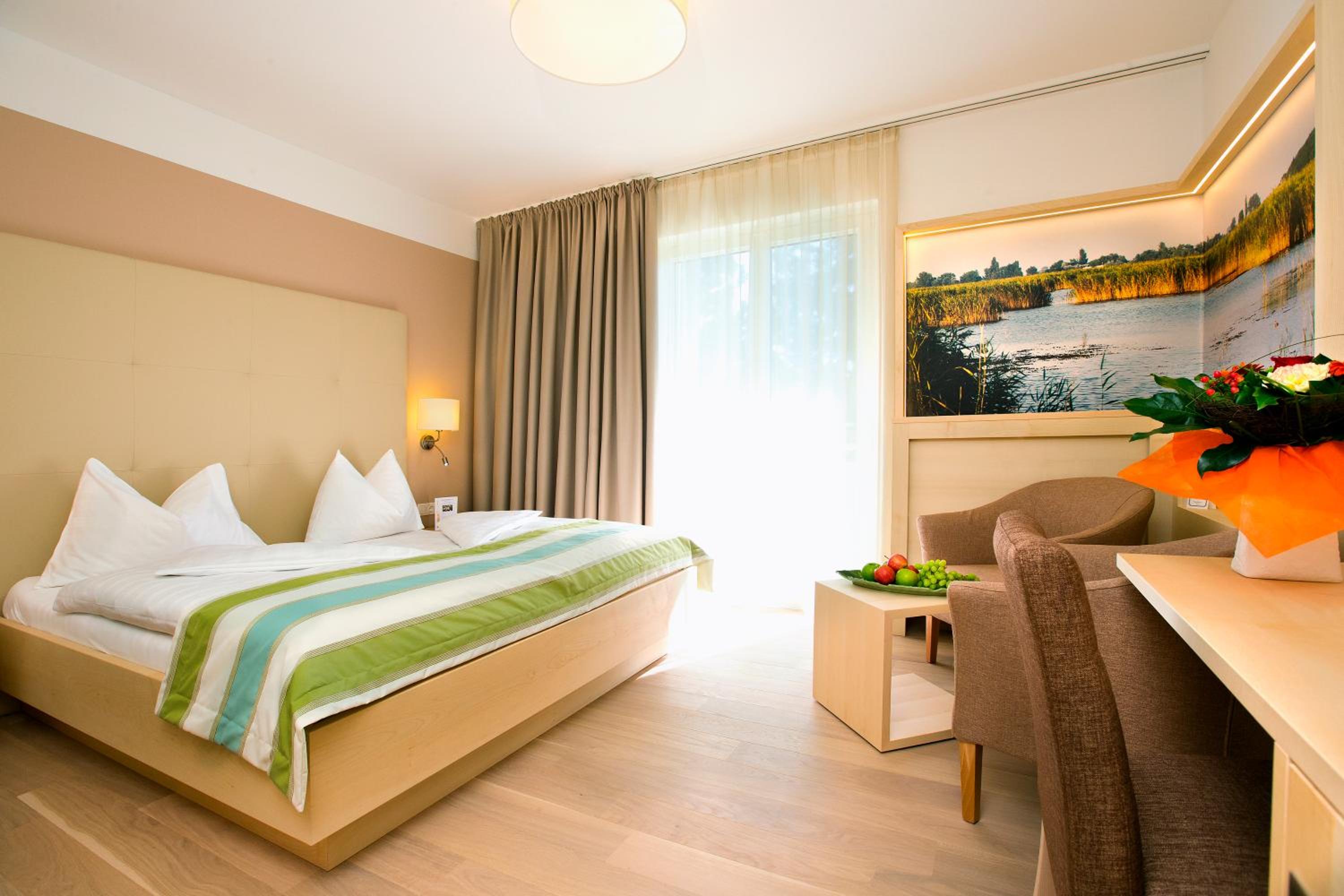 Deluxe Double Room - with Air Conditioning - Photo 3