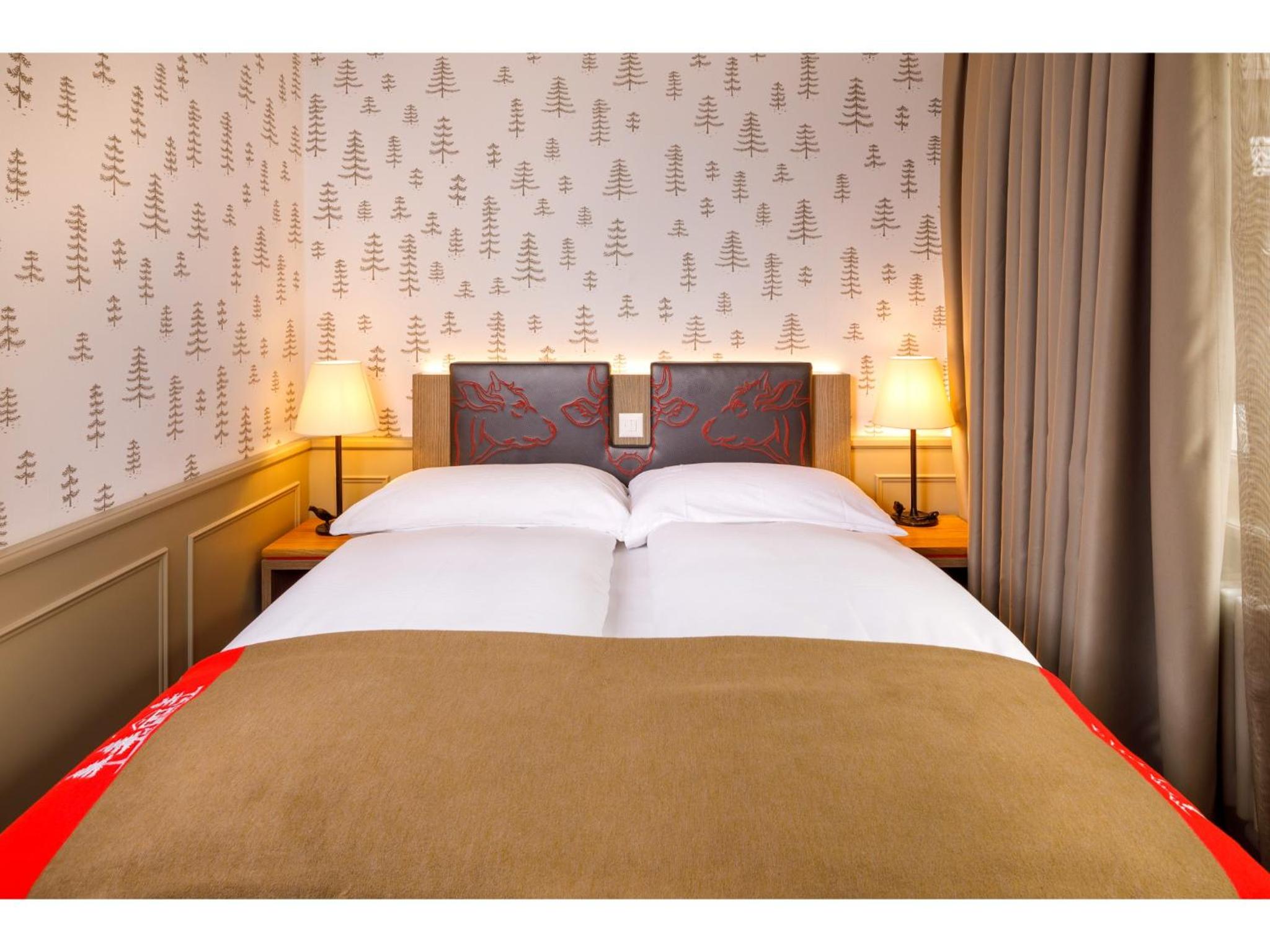 Business Double Room - Photo 9