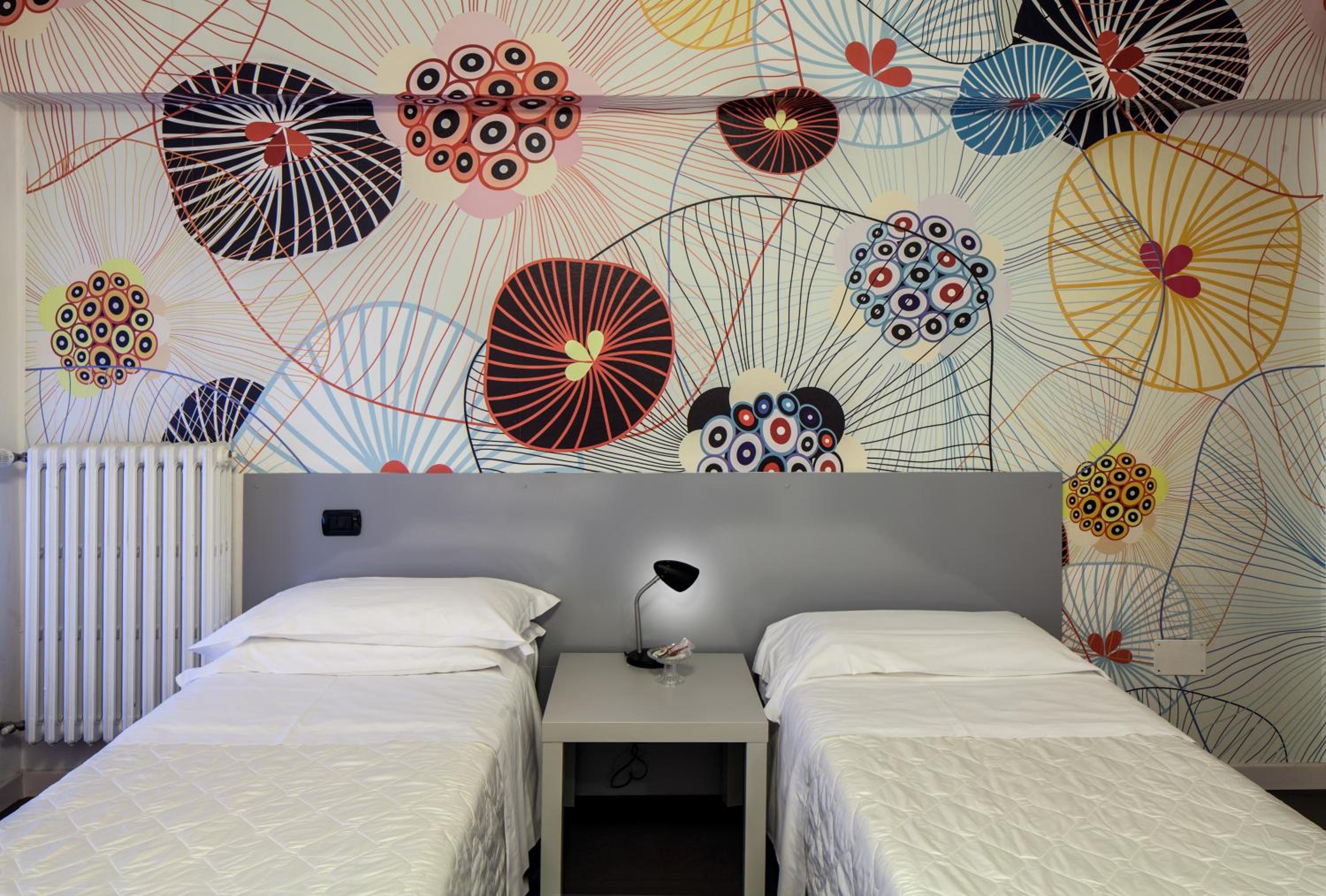 Twin Room - Photo 7