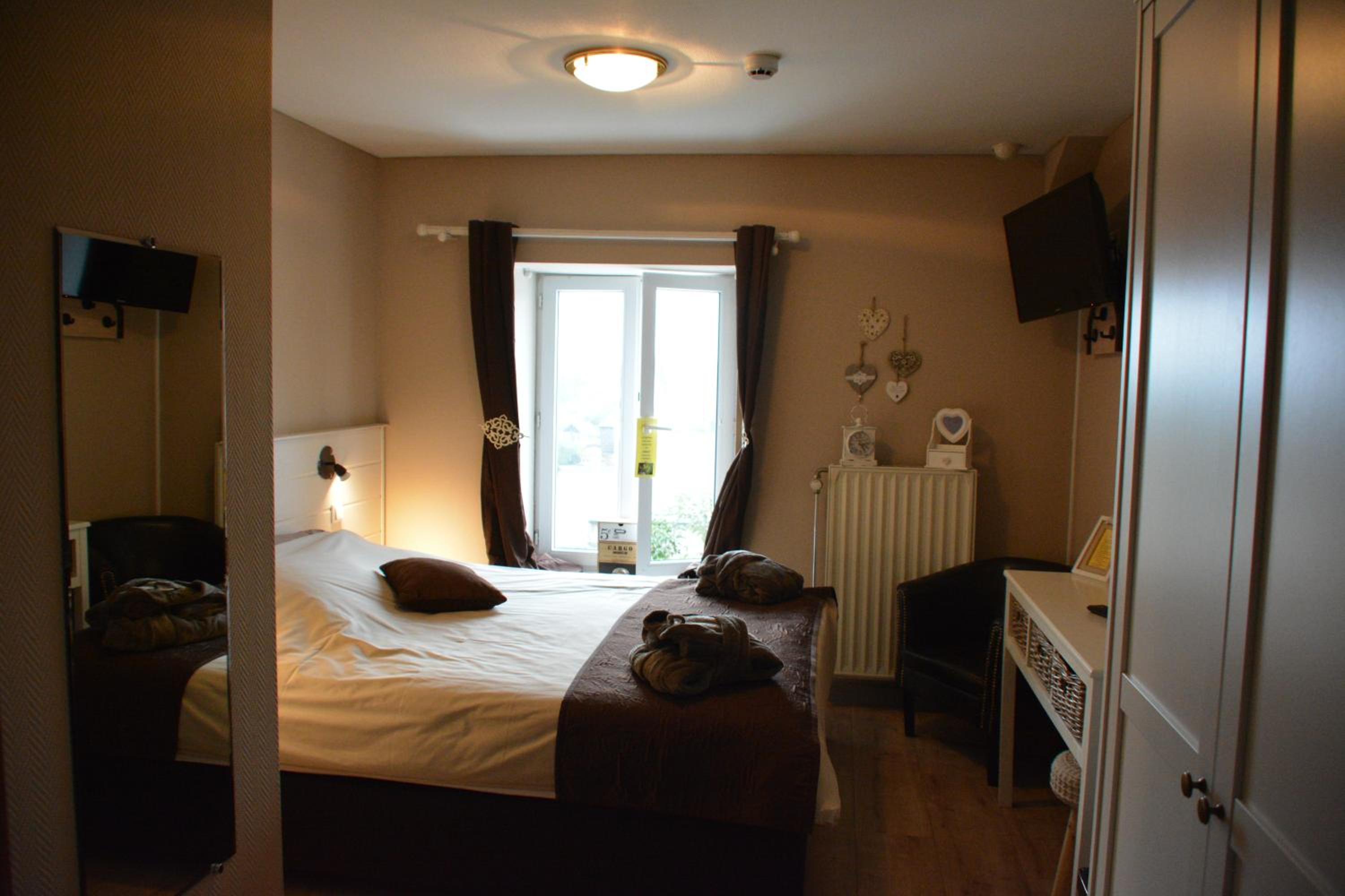Superior Double Room photo 2