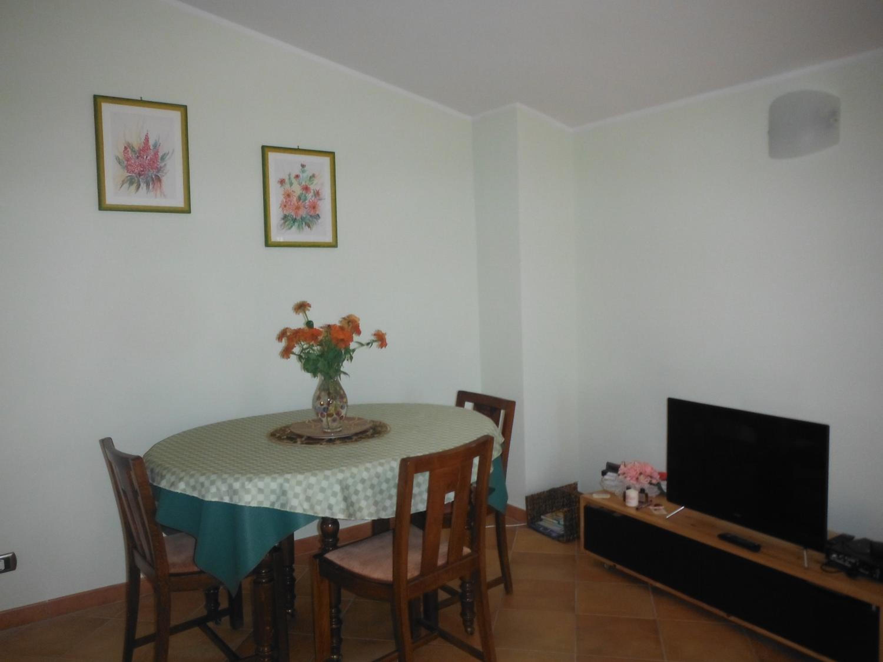 Two-Bedroom Apartment - Photo 12