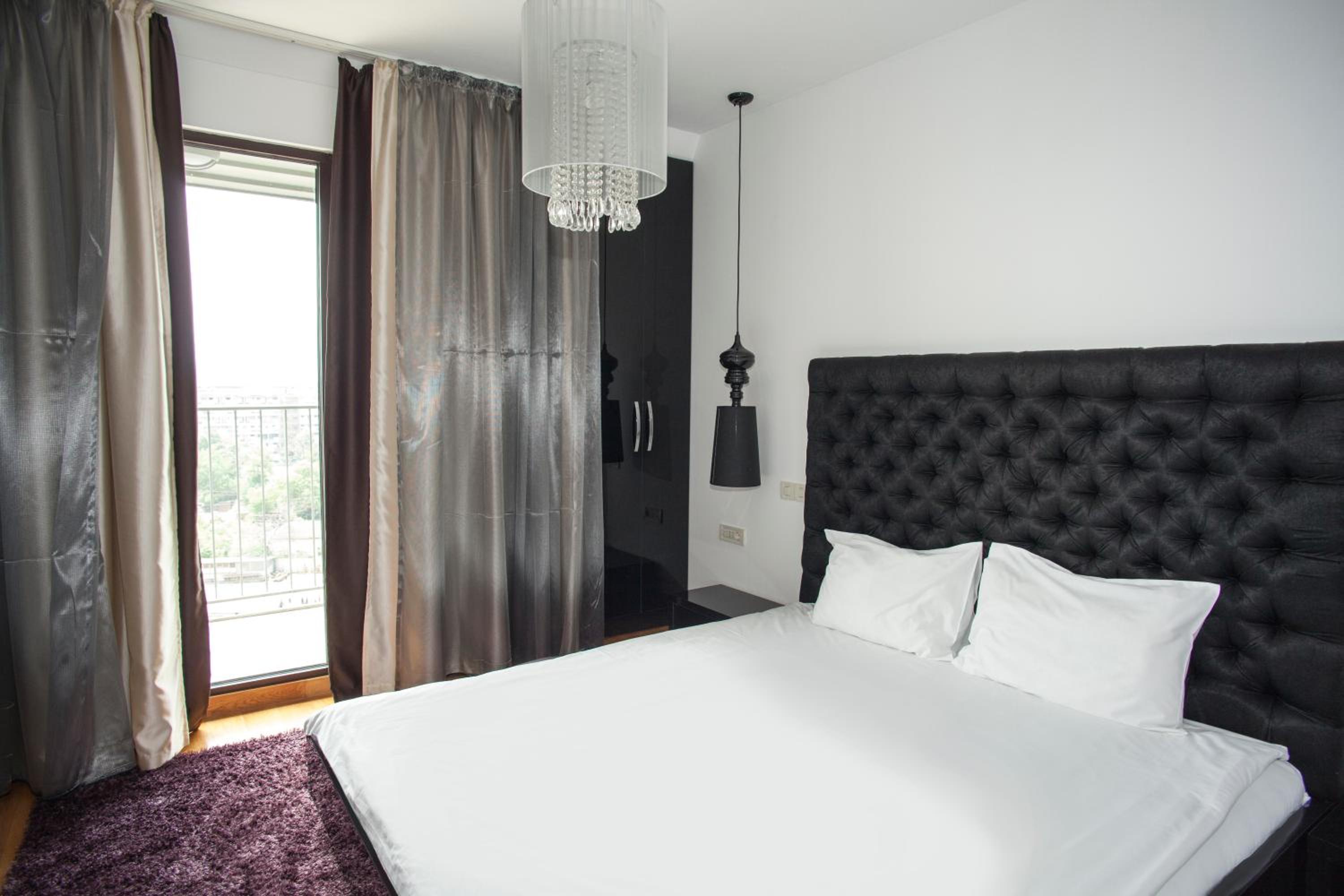 Deluxe Suite - Photo 24