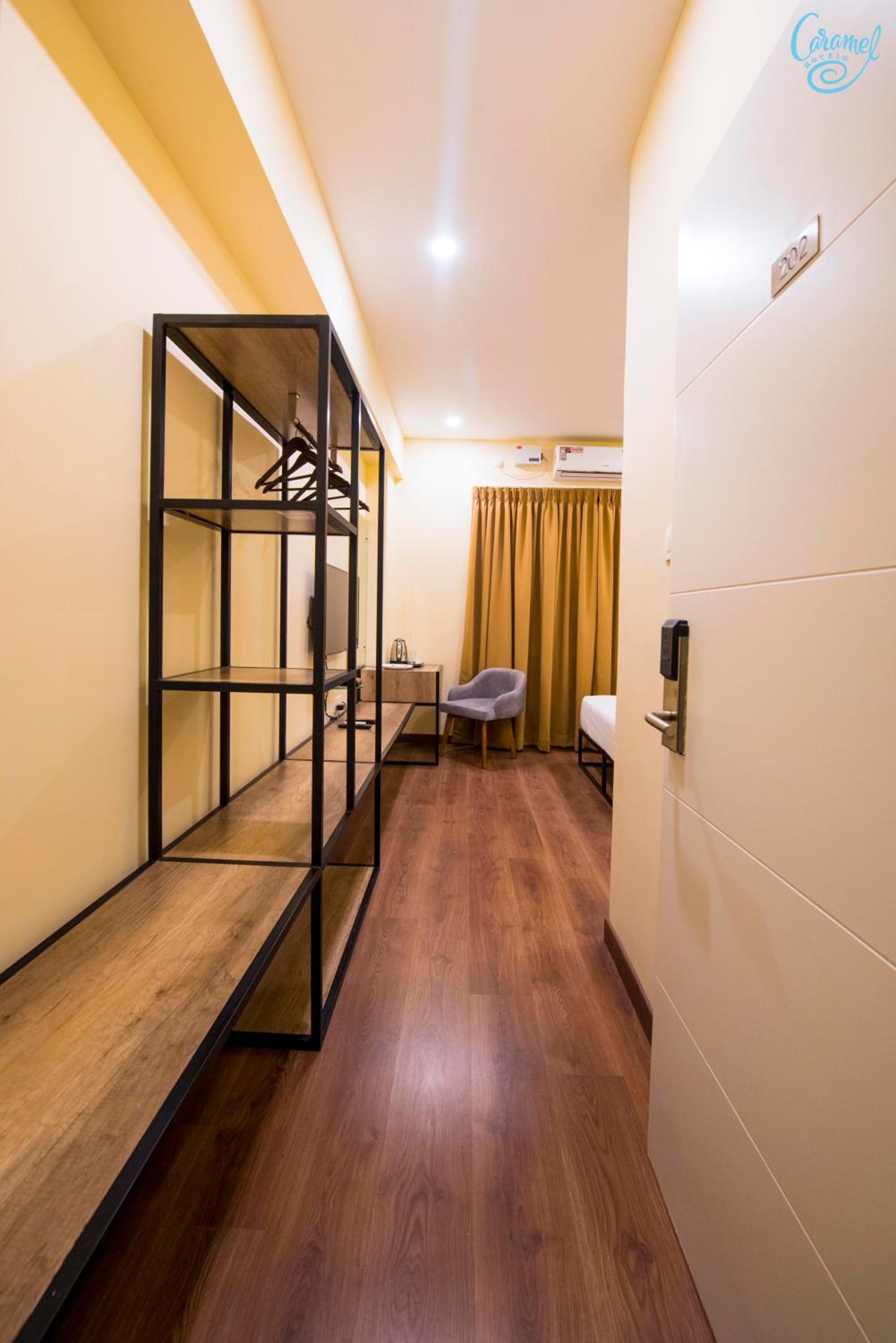 Deluxe Double Room - Photo 8