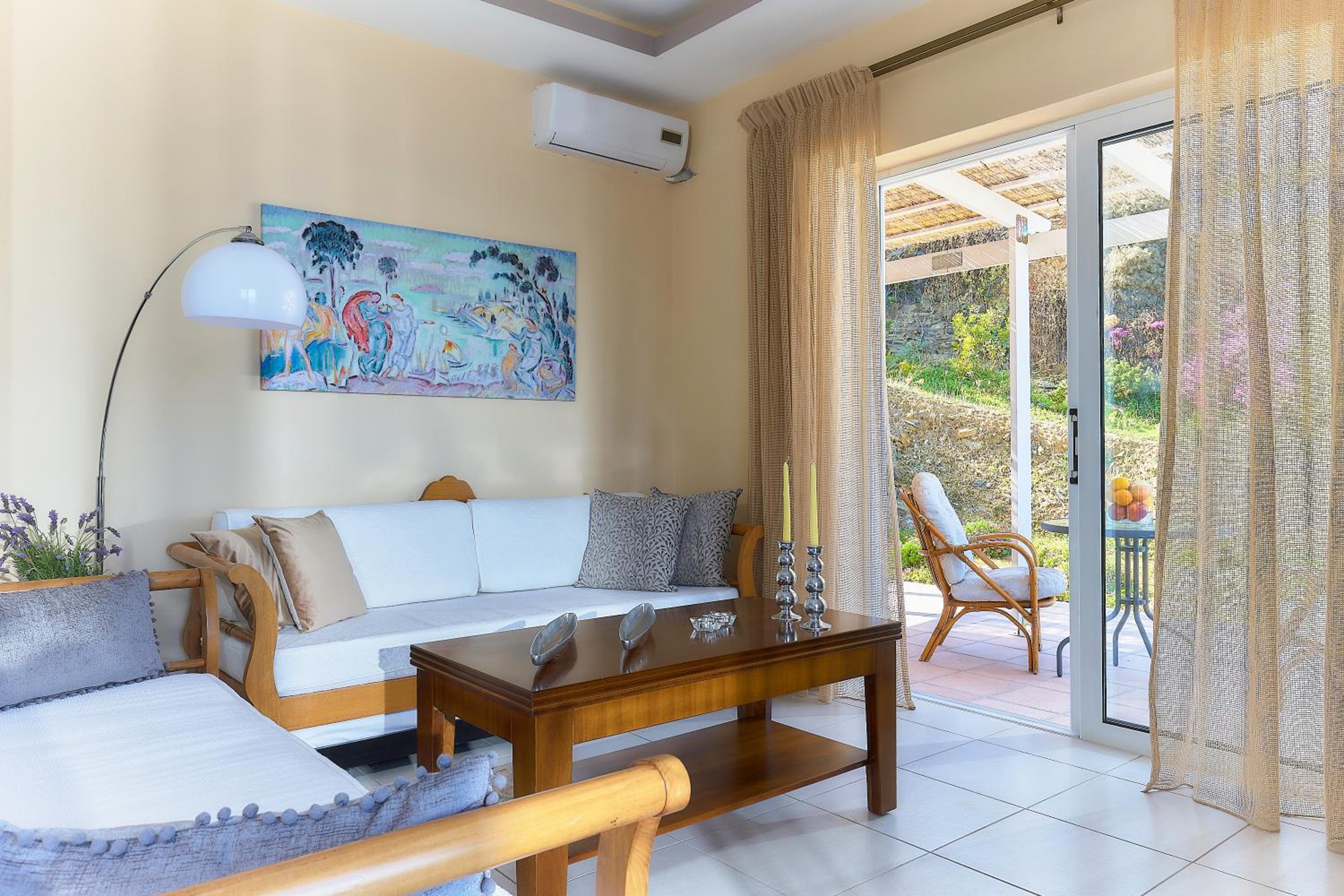 Apartment with Private Pool  - Photo 55