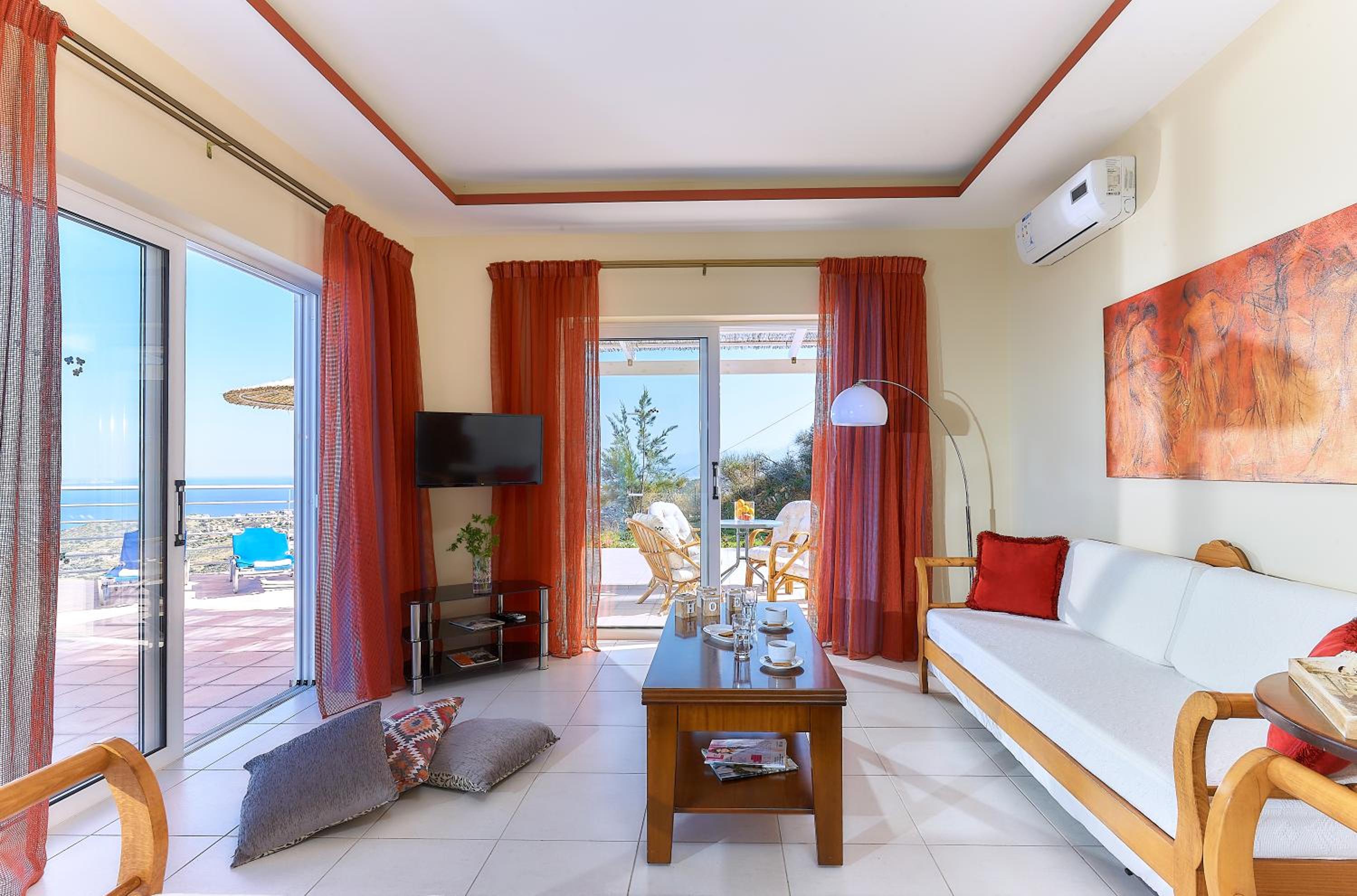 Apartment with Private Pool  - Photo 34