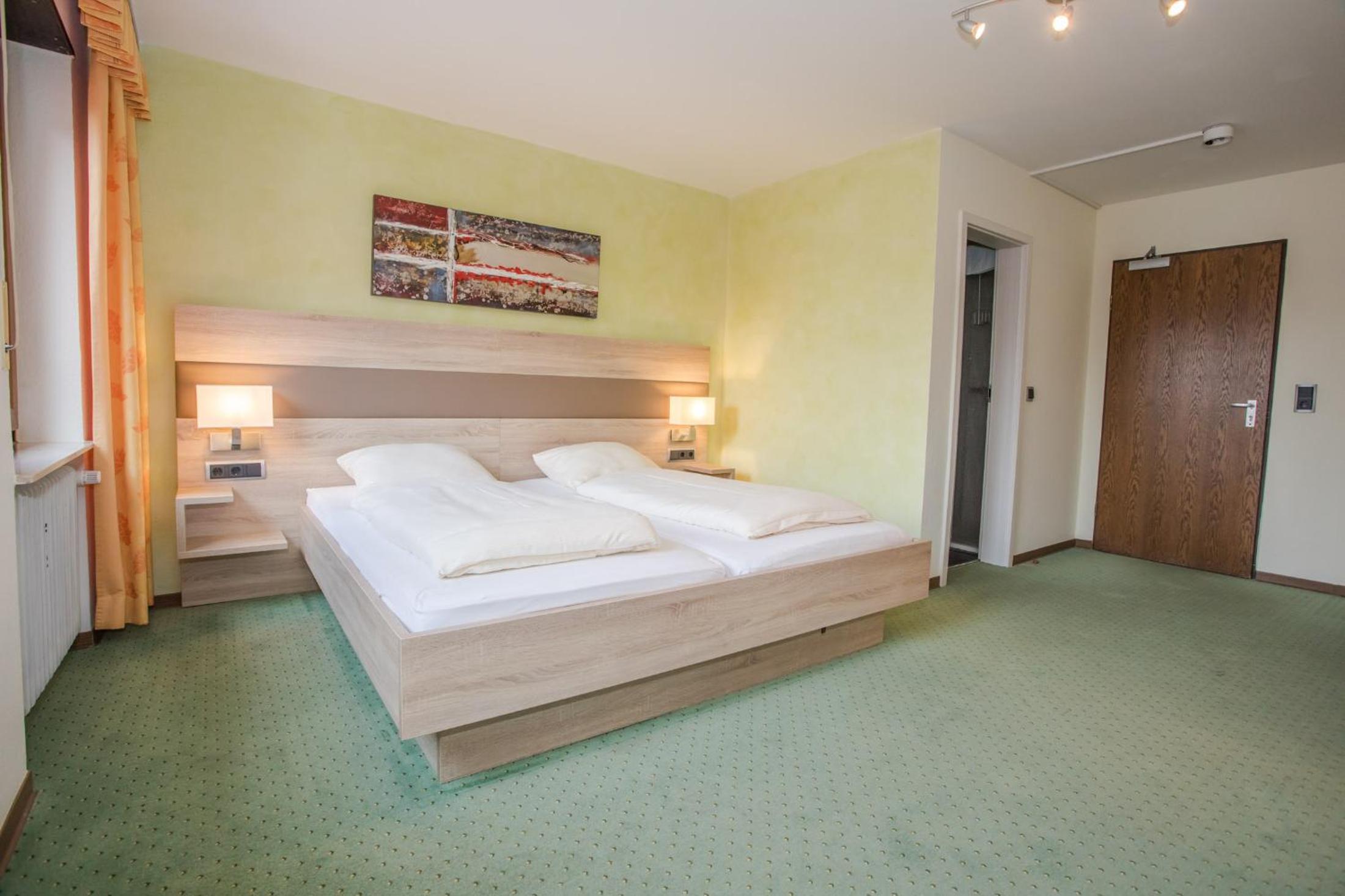 Triple Room - Photo 1