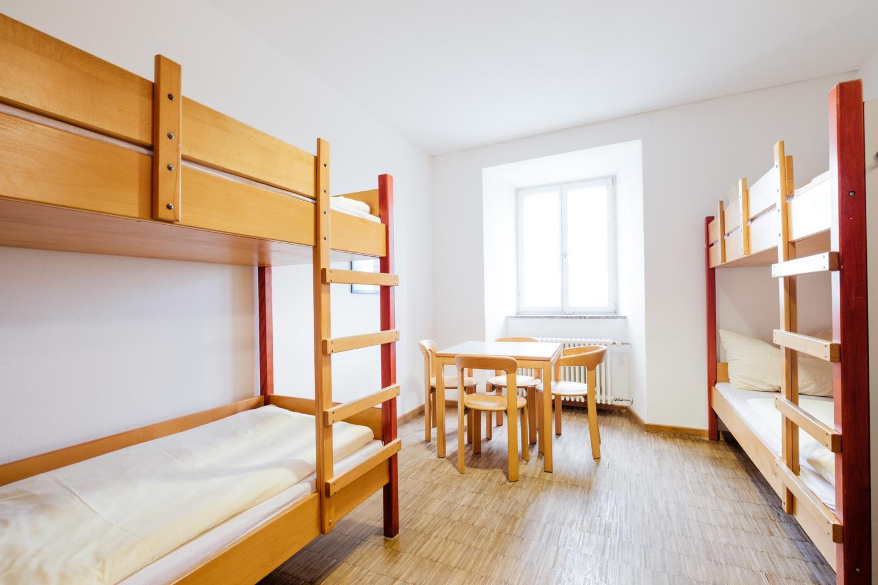 Quadruple Room with Shared Bathroom photo 3