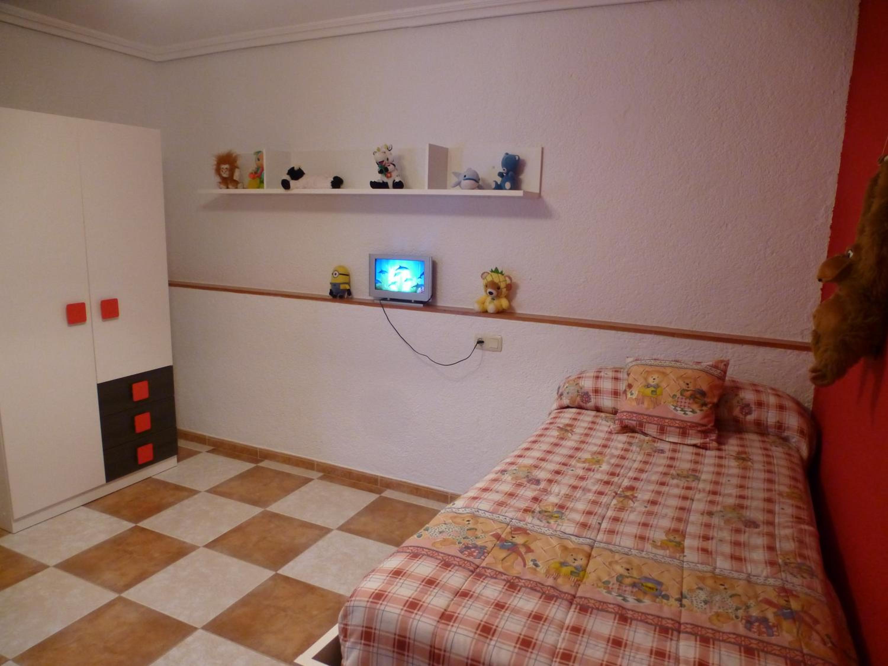 Three-Bedroom Townhouse - Photo 2