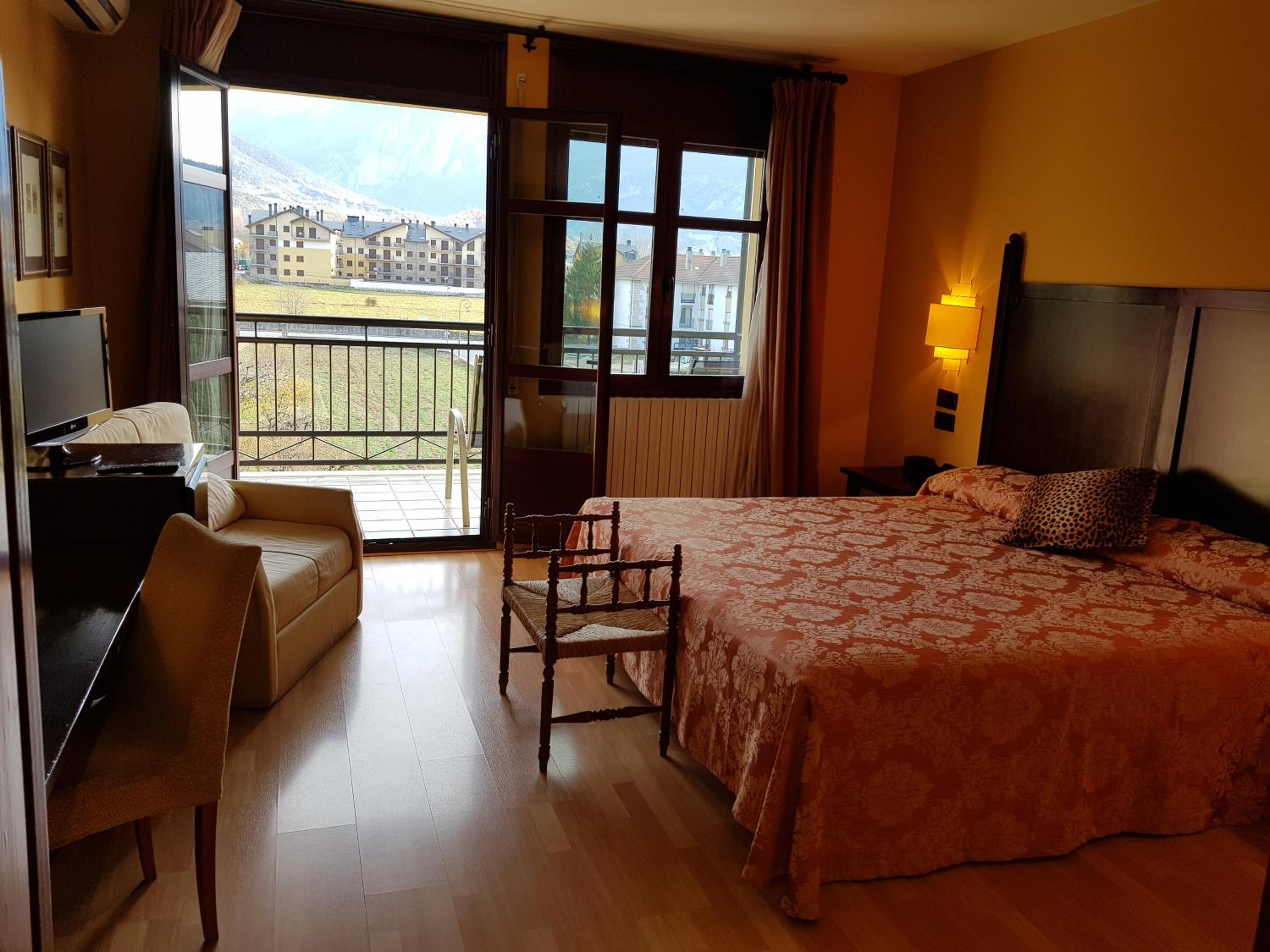 Superior Double Room - Photo 3