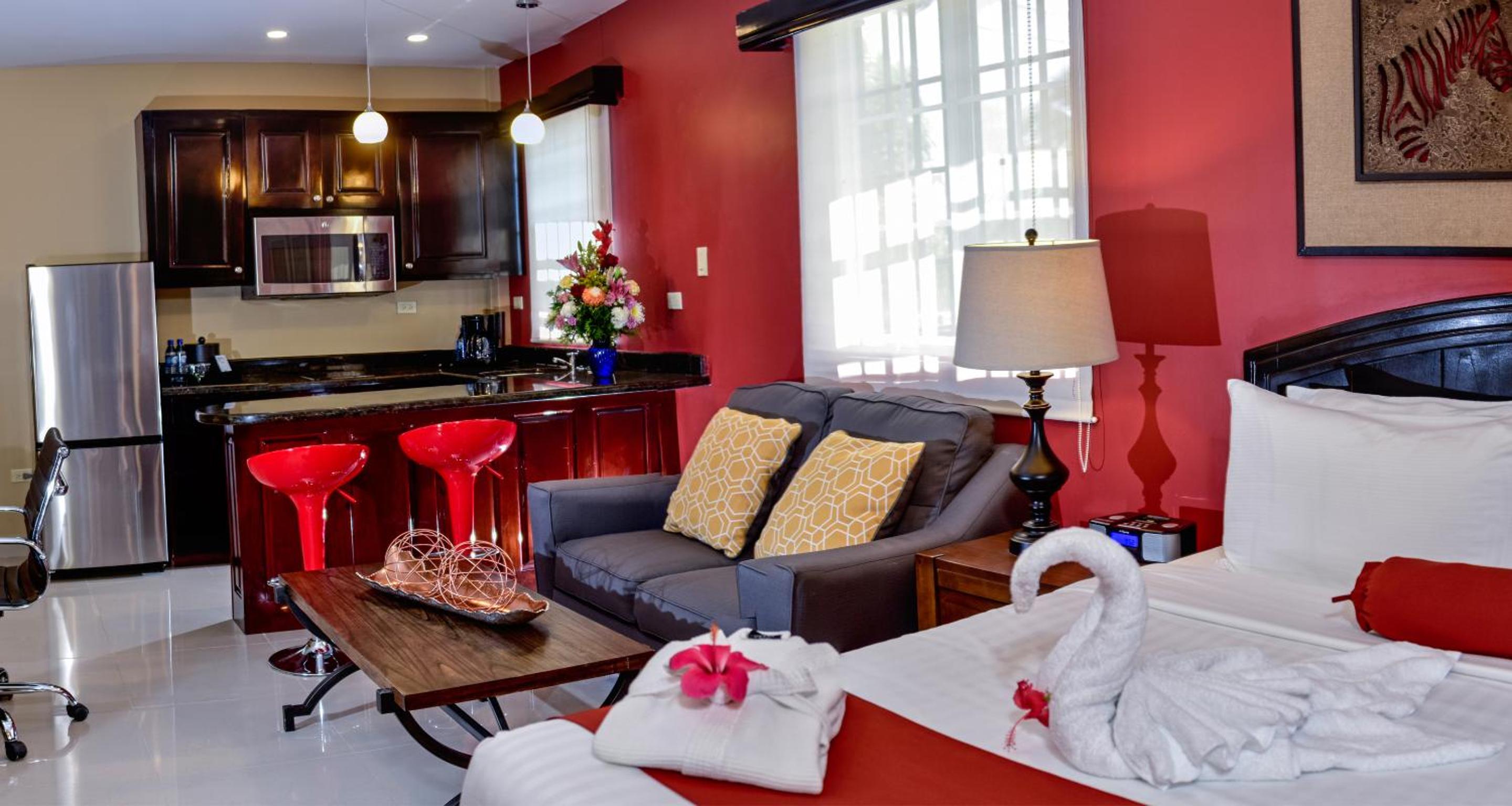 Junior King Suite with Living Room - Non-Smoking - Photo 12