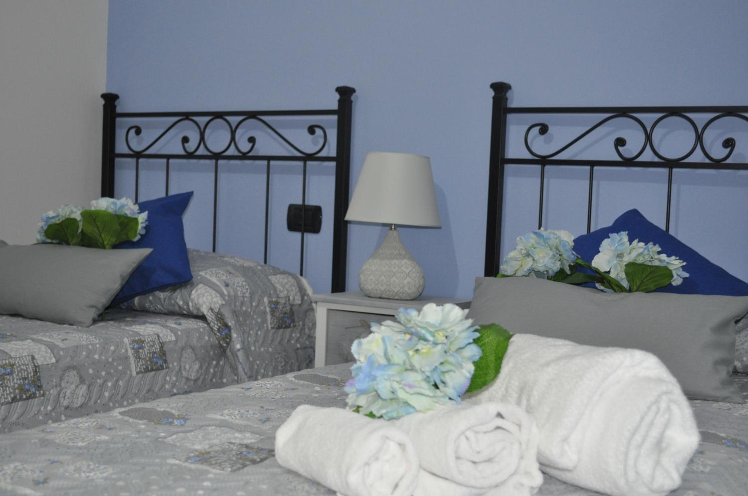 Double or Twin Room with Private External Bathroom photo 3