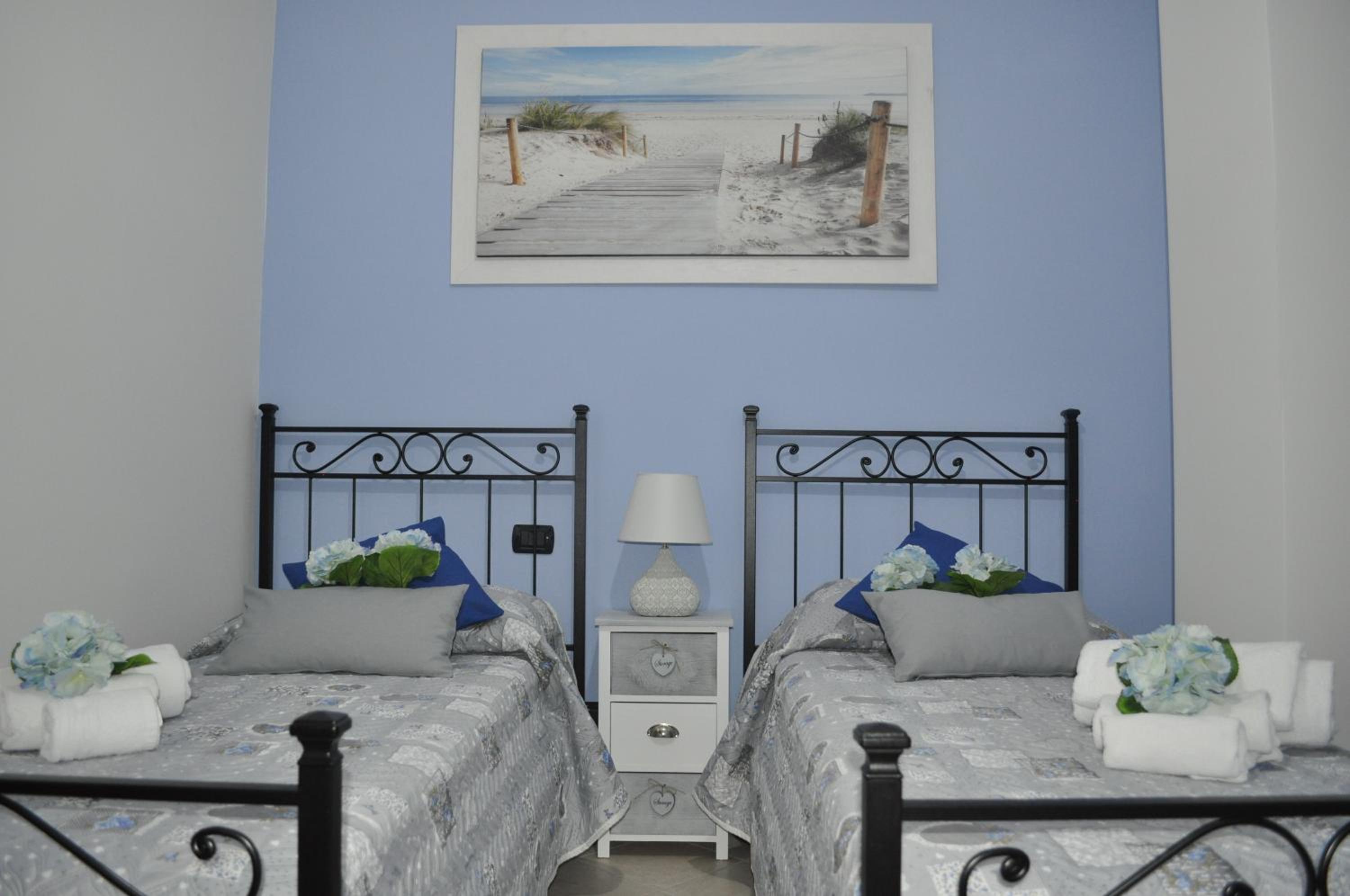 Double or Twin Room with Private External Bathroom photo 1