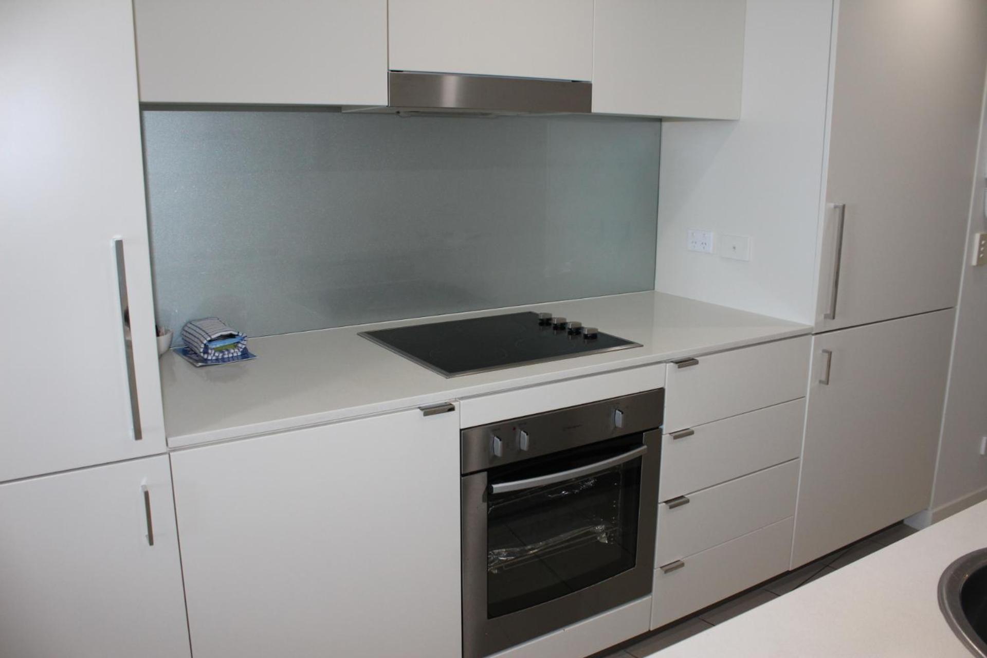 Two-Bedroom Apartment with Beach View - Photo 2