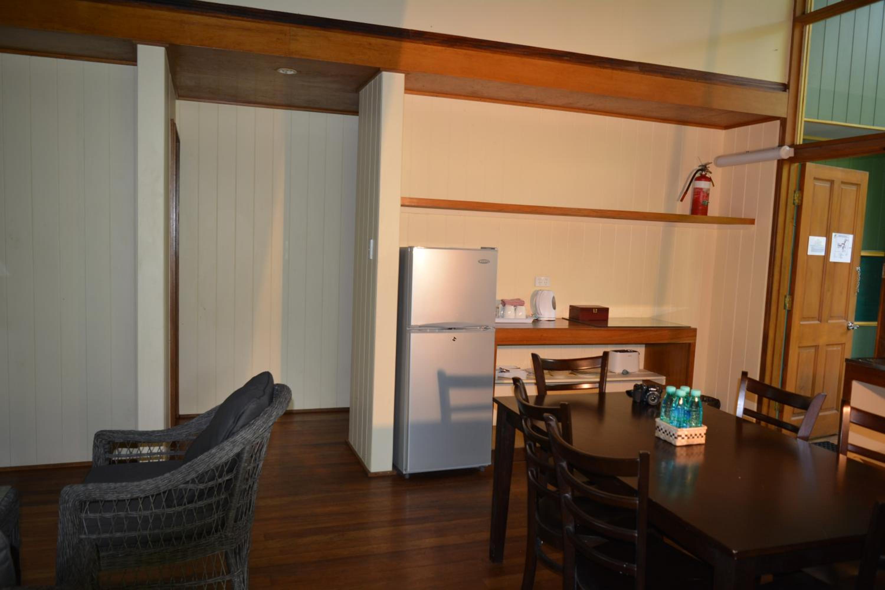 Two-Bedroom Bure with Rainforest View and Air-Conditioning photo 2