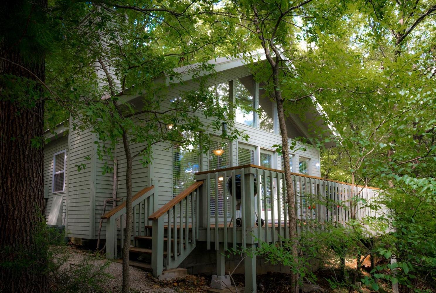 One-Bedroom Cottage - Photo 13