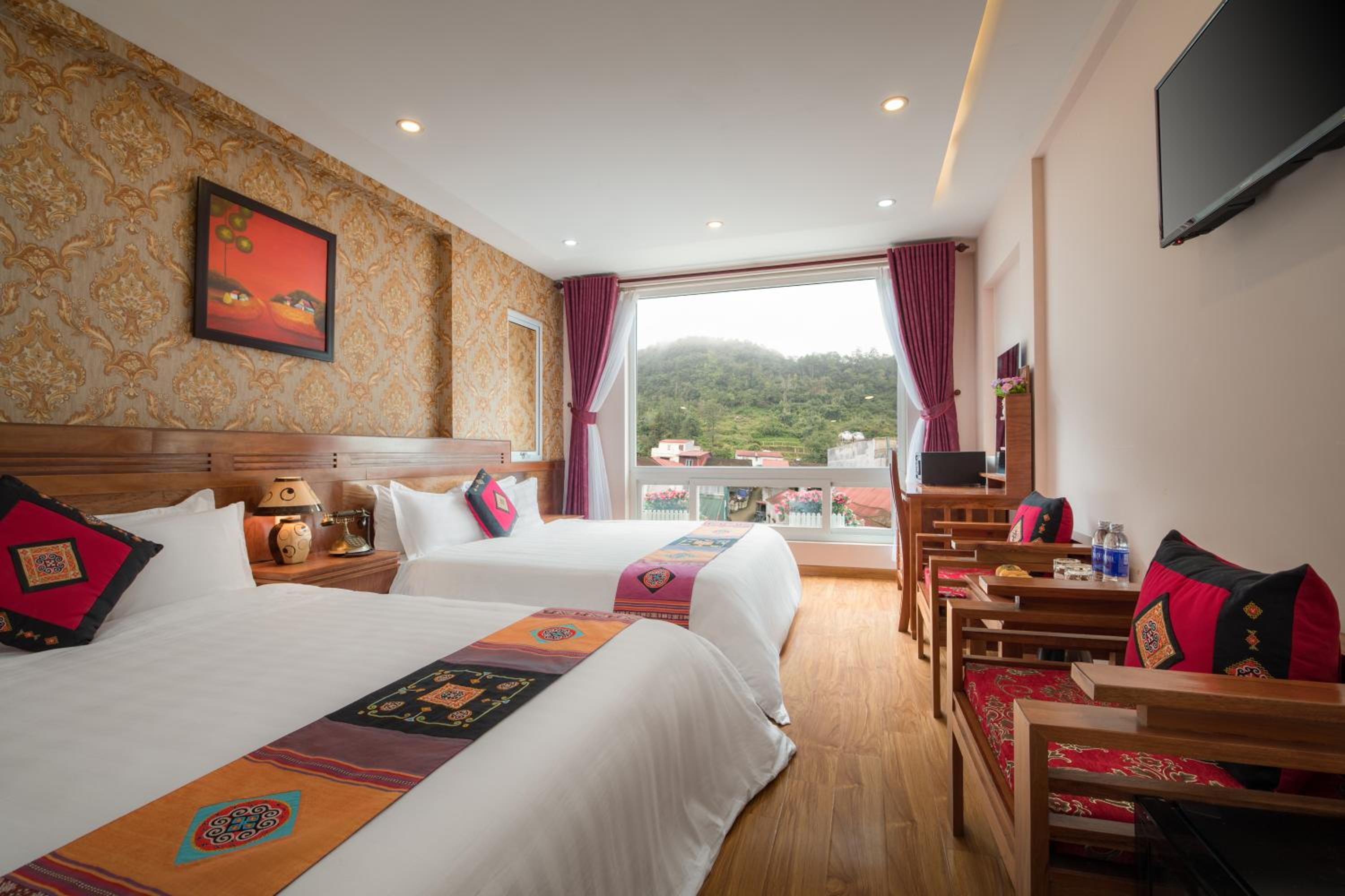 Deluxe Double or Twin Room with City View photo 1
