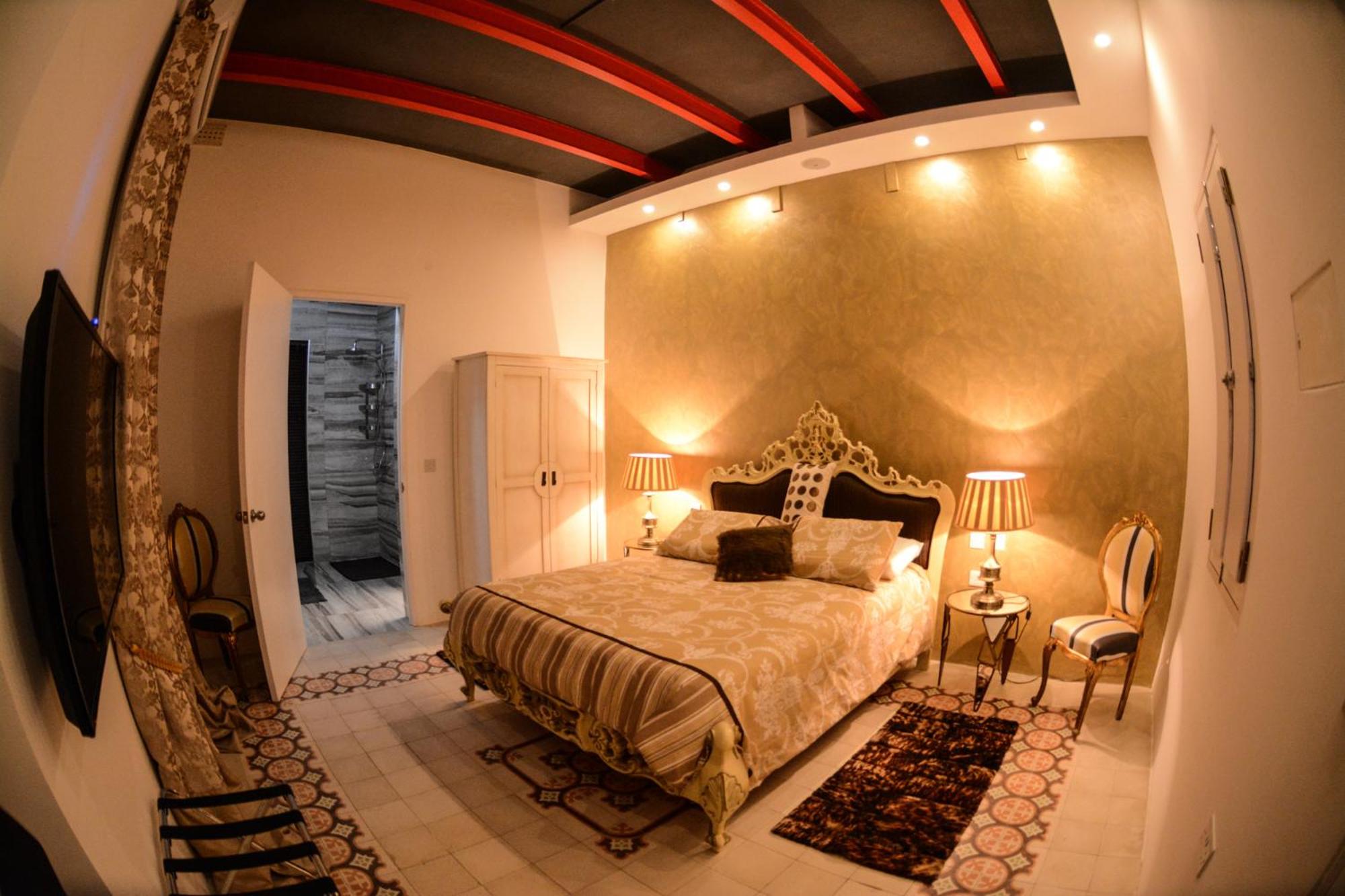Suite with Terrace - Photo 1