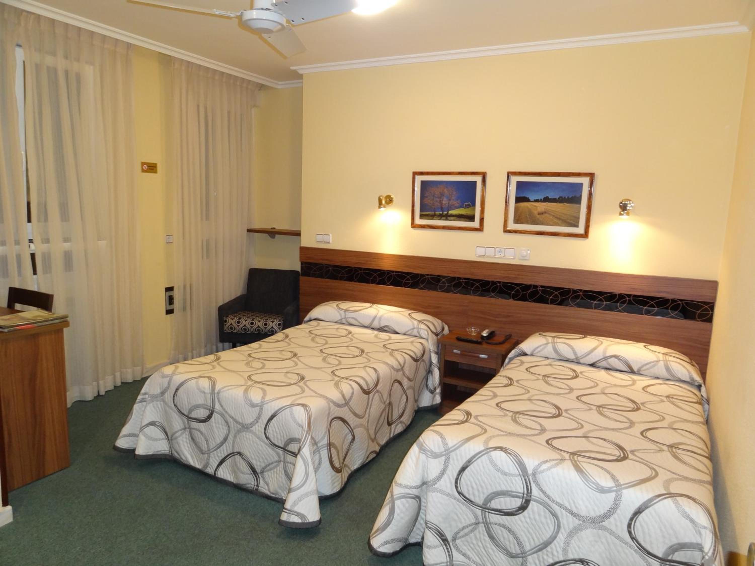 Habitación Doble o con Dos Camas