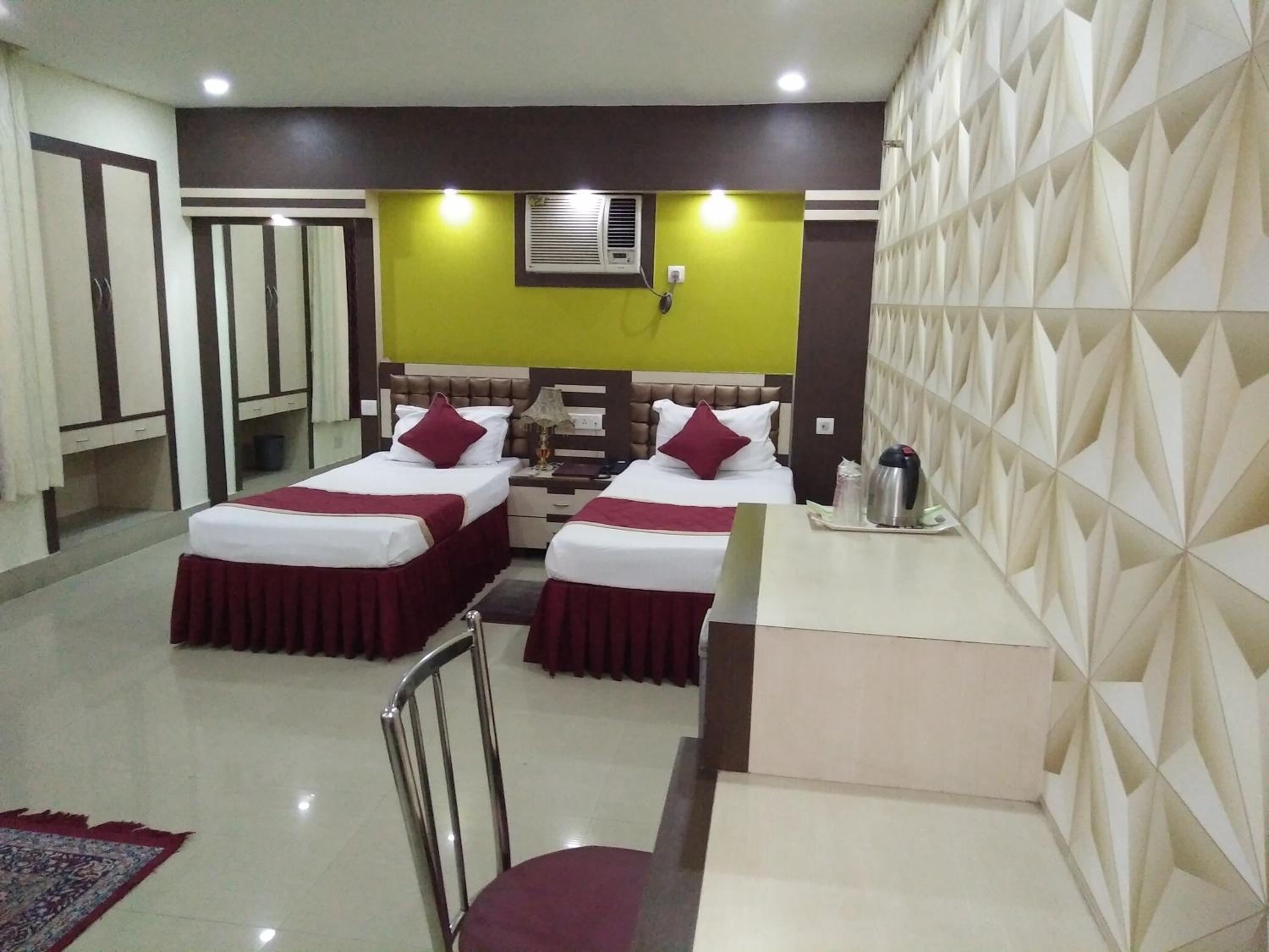 Executive Double or Twin Room - Photo 10