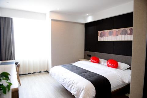 Mainland Chinese Citizens - Deluxe Double Room photo 1