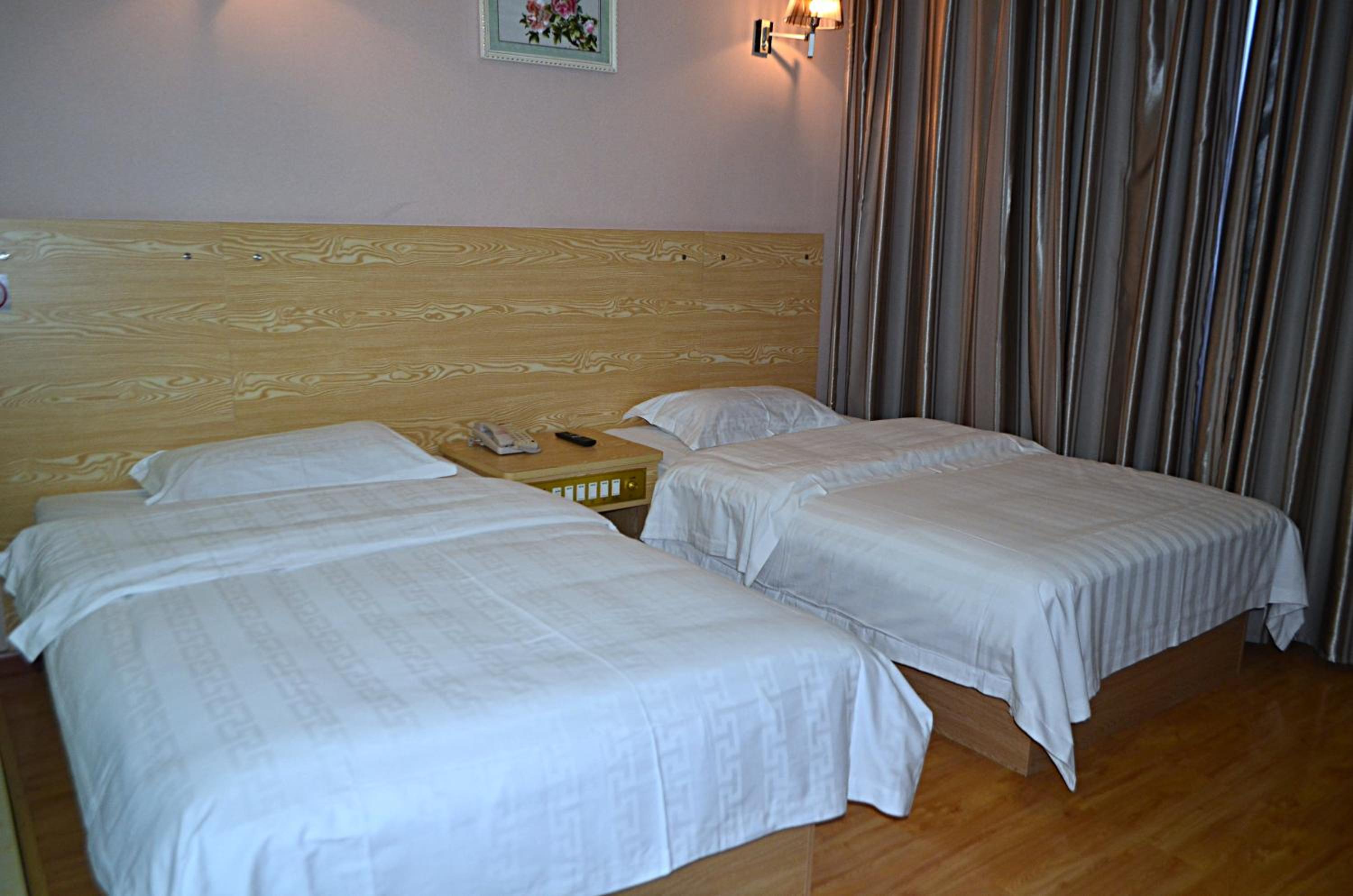 Superior Twin Room photo 3