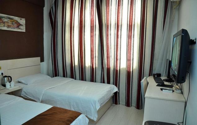 Mainland Chinese Citizens - Standard Twin Room photo 2