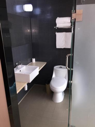 Mainland Chinese Citizens - Standard Double Room photo 3