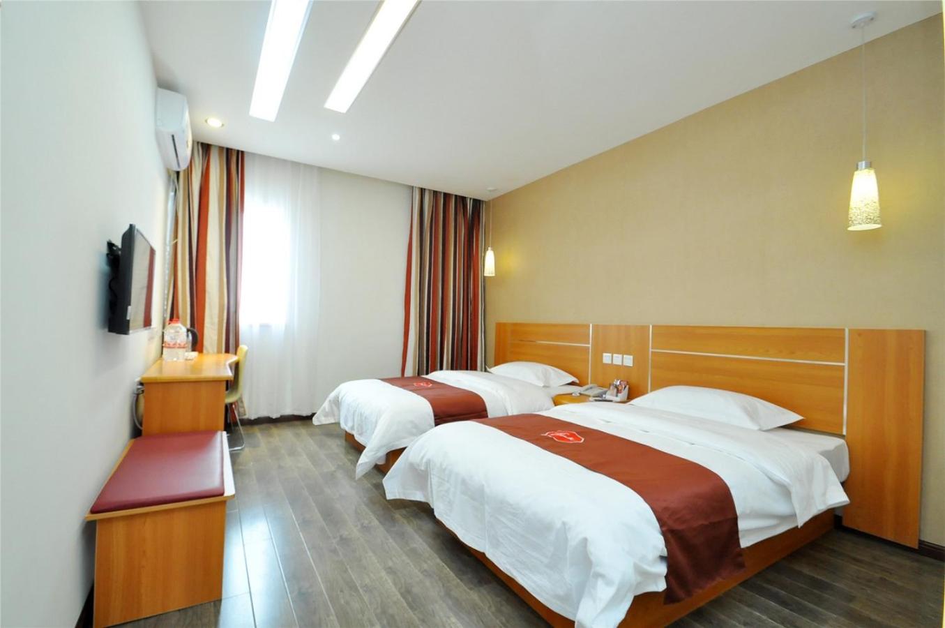Mainland Chinese Citizens - Standard Twin Room photo 1