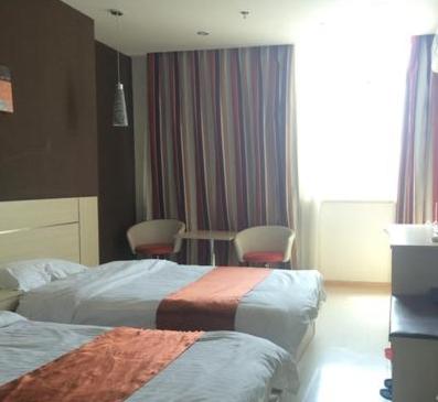 Mainland Chinese Citizens - Special Offer Twin Room - Photo 1