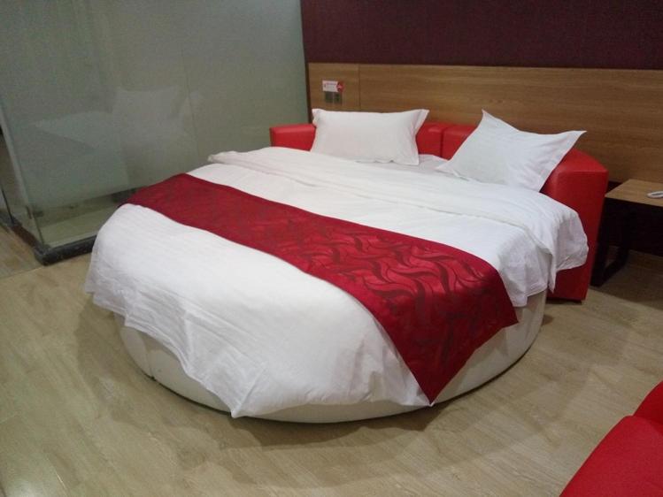 Mainland Chinese Citizens - Flavour Round Bed Room photo 1