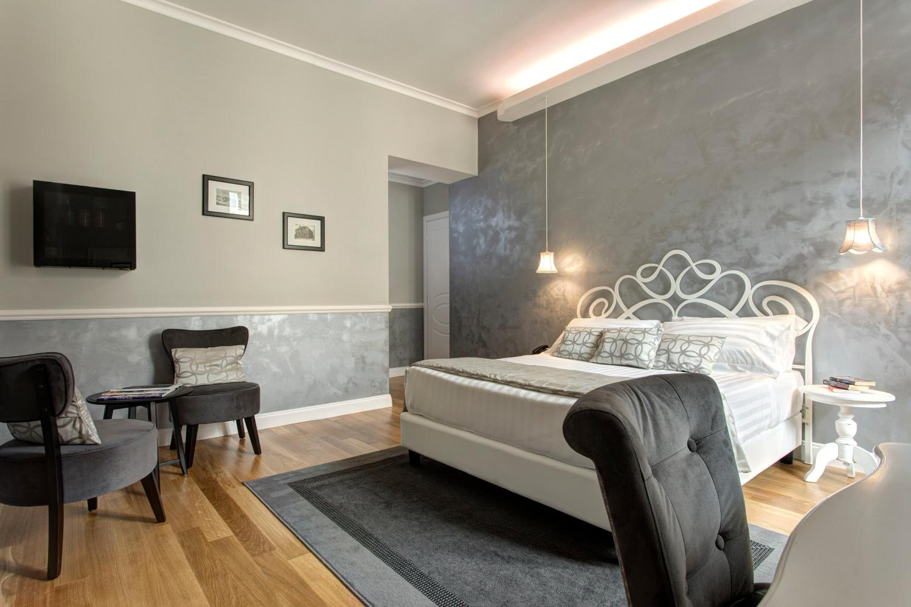 Deluxe Double Room photo 2