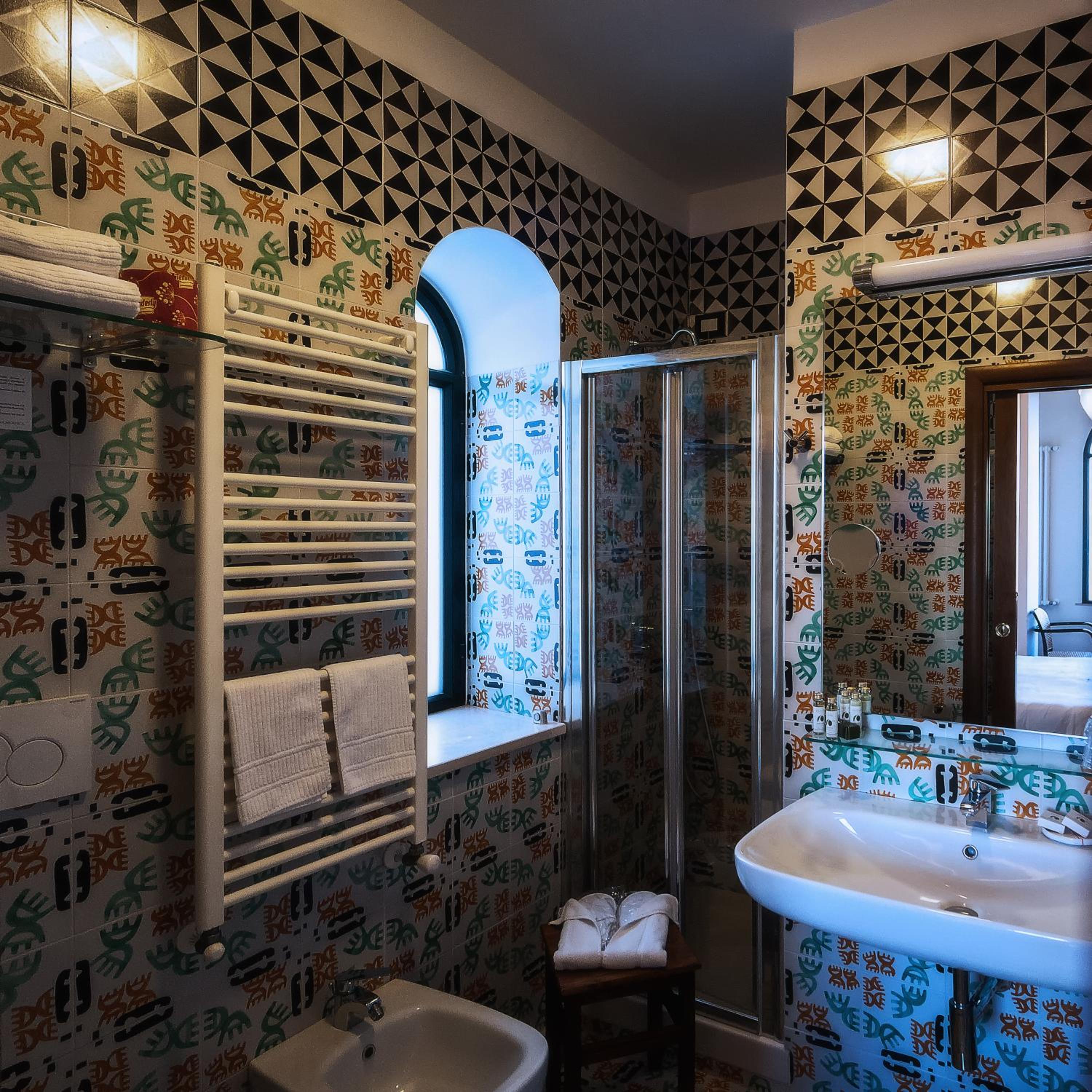 Double or Twin Room with Sea View photo 2