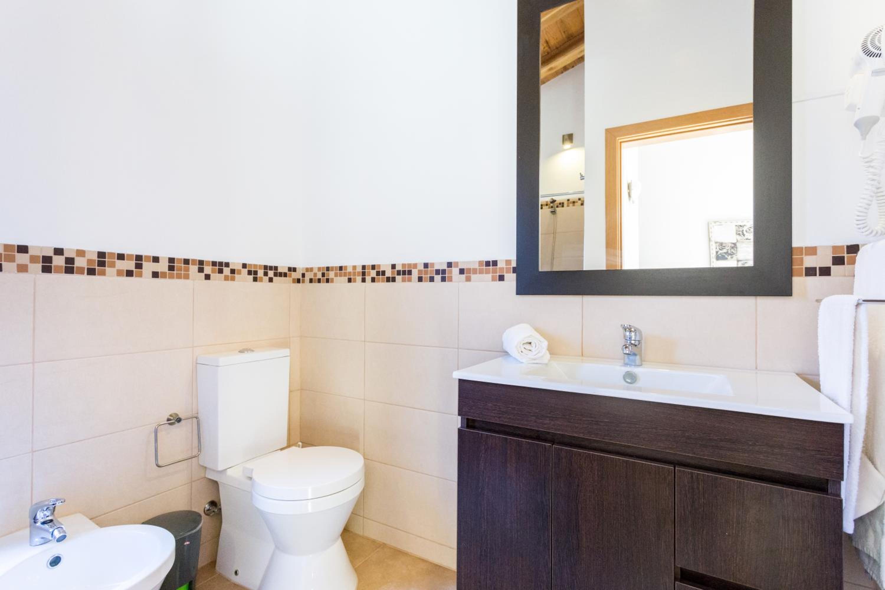Apartment - Photo 12