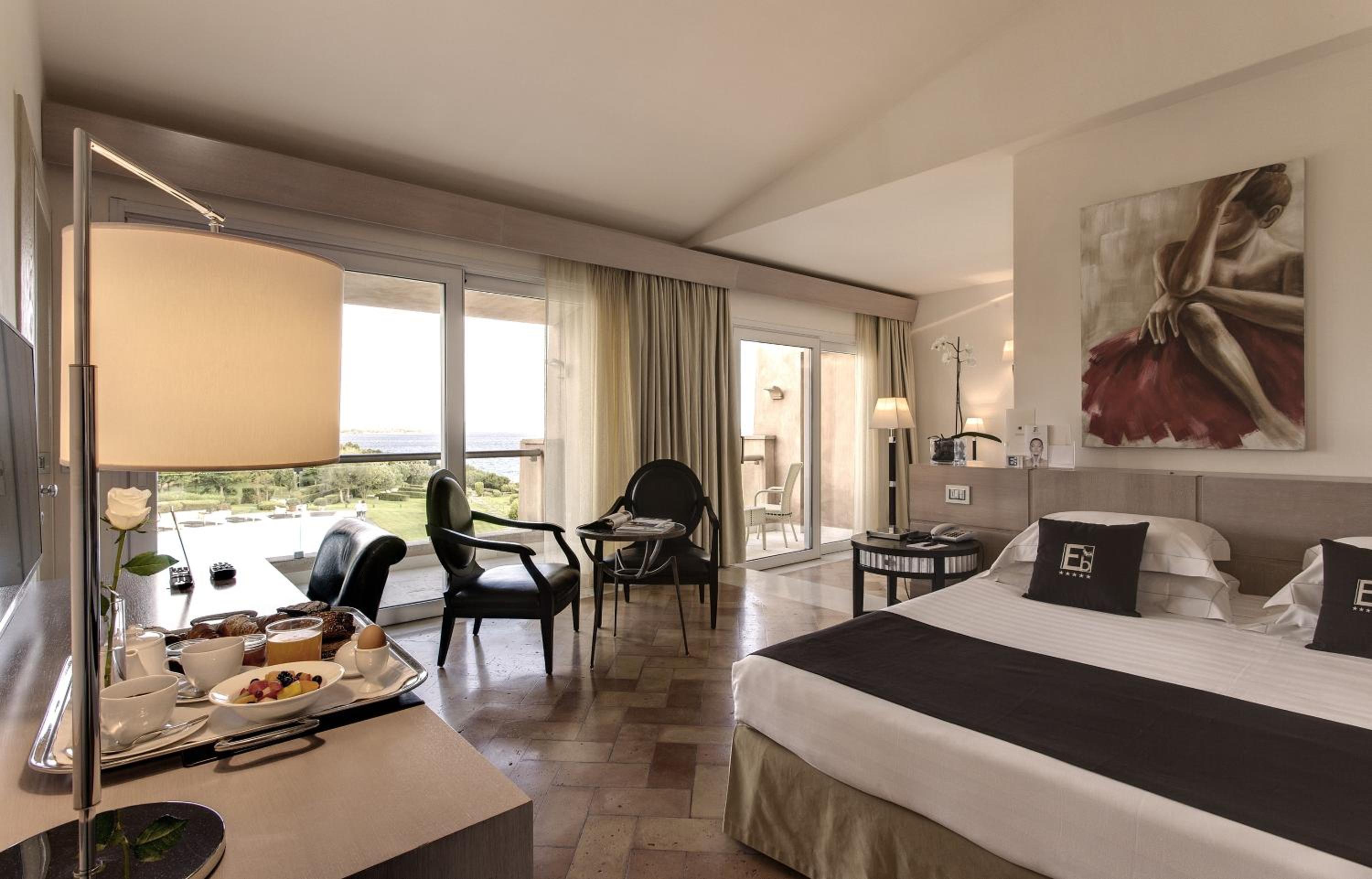Junior Suite with Balcony and Sea View - Photo 1