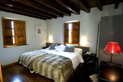 Double or Twin Room - Photo 4