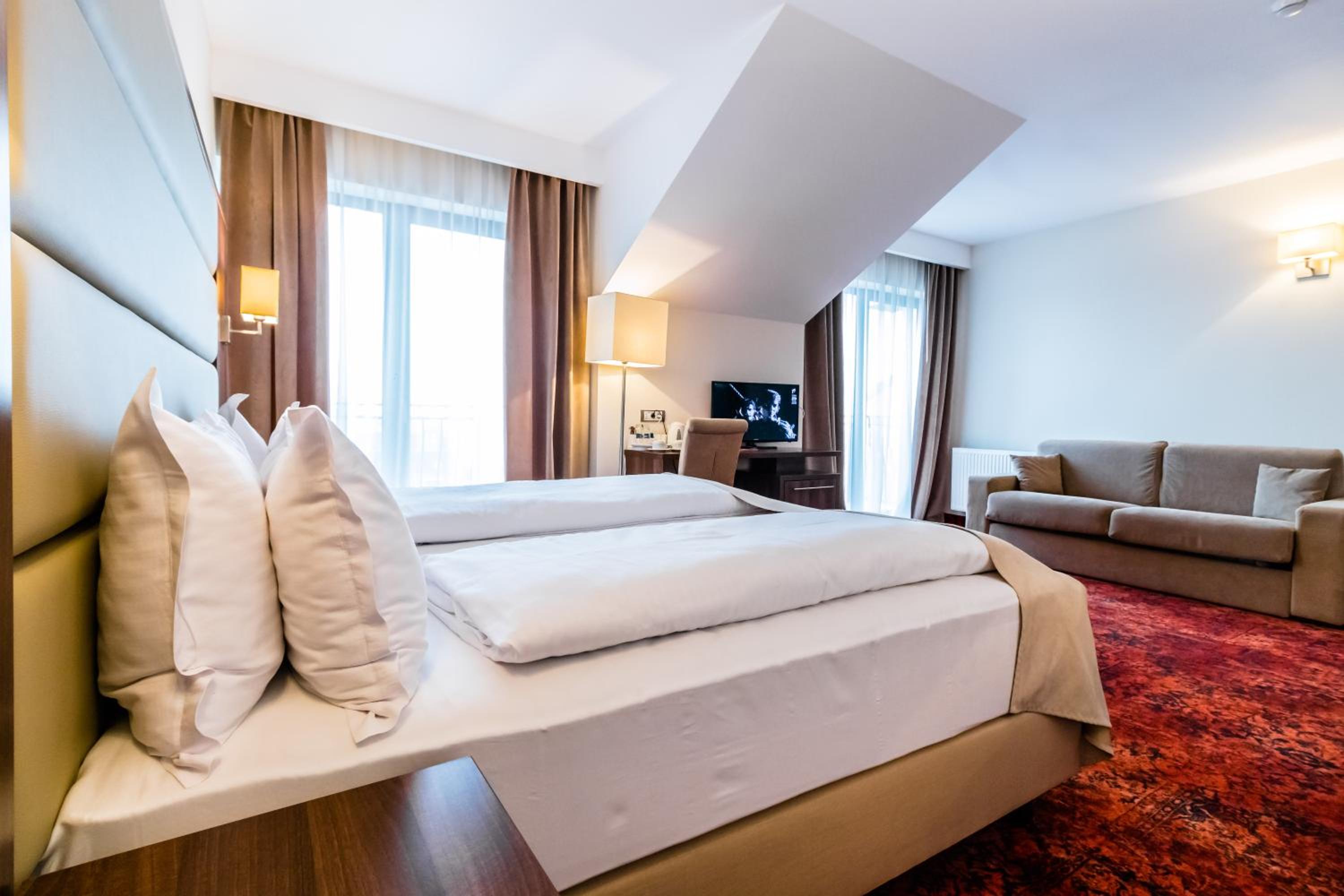 Superior Double Room - Photo 1