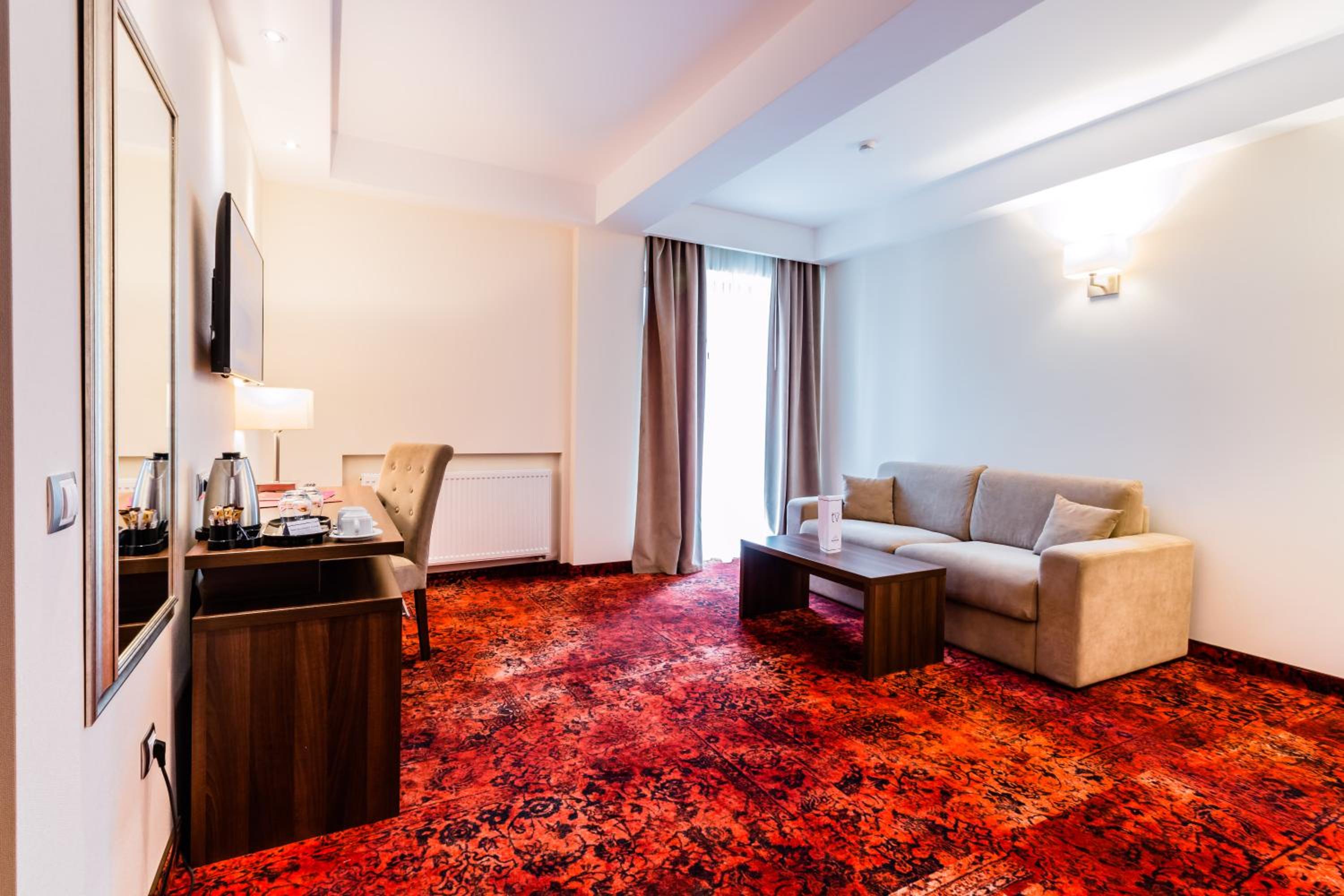 One-Bedroom Suite