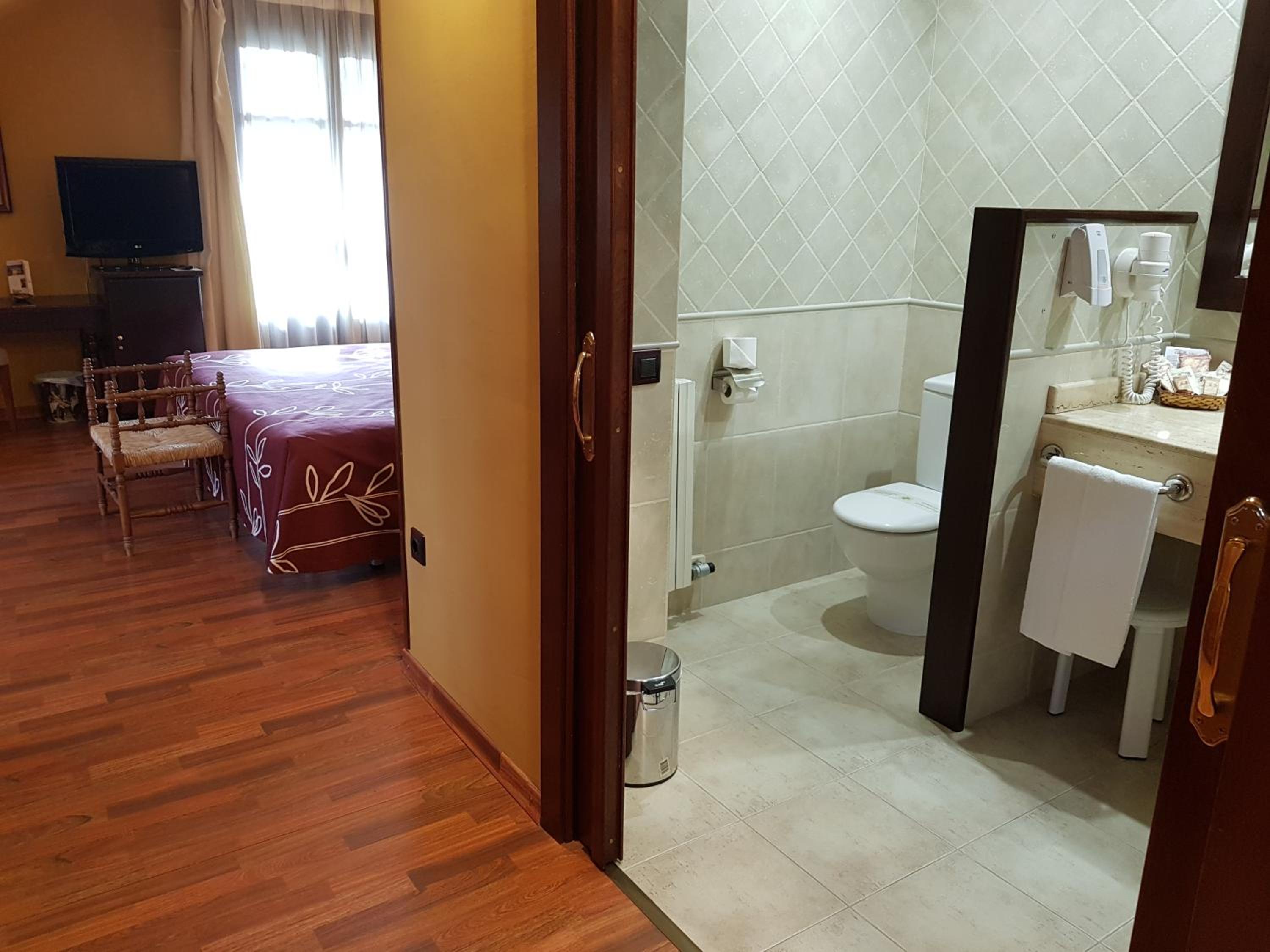 Comfort Double Room - Photo 4
