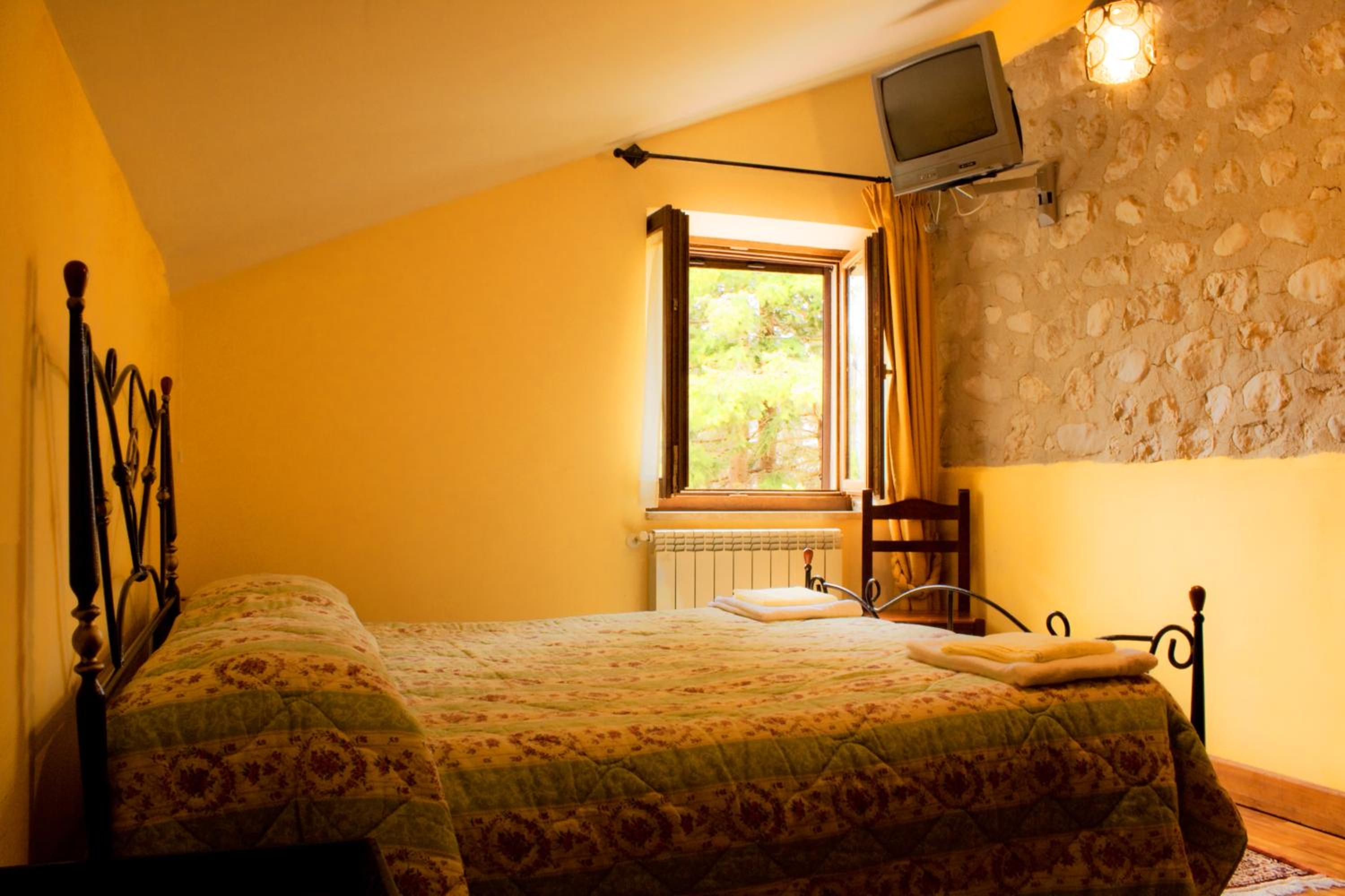 Small Double Room photo 1