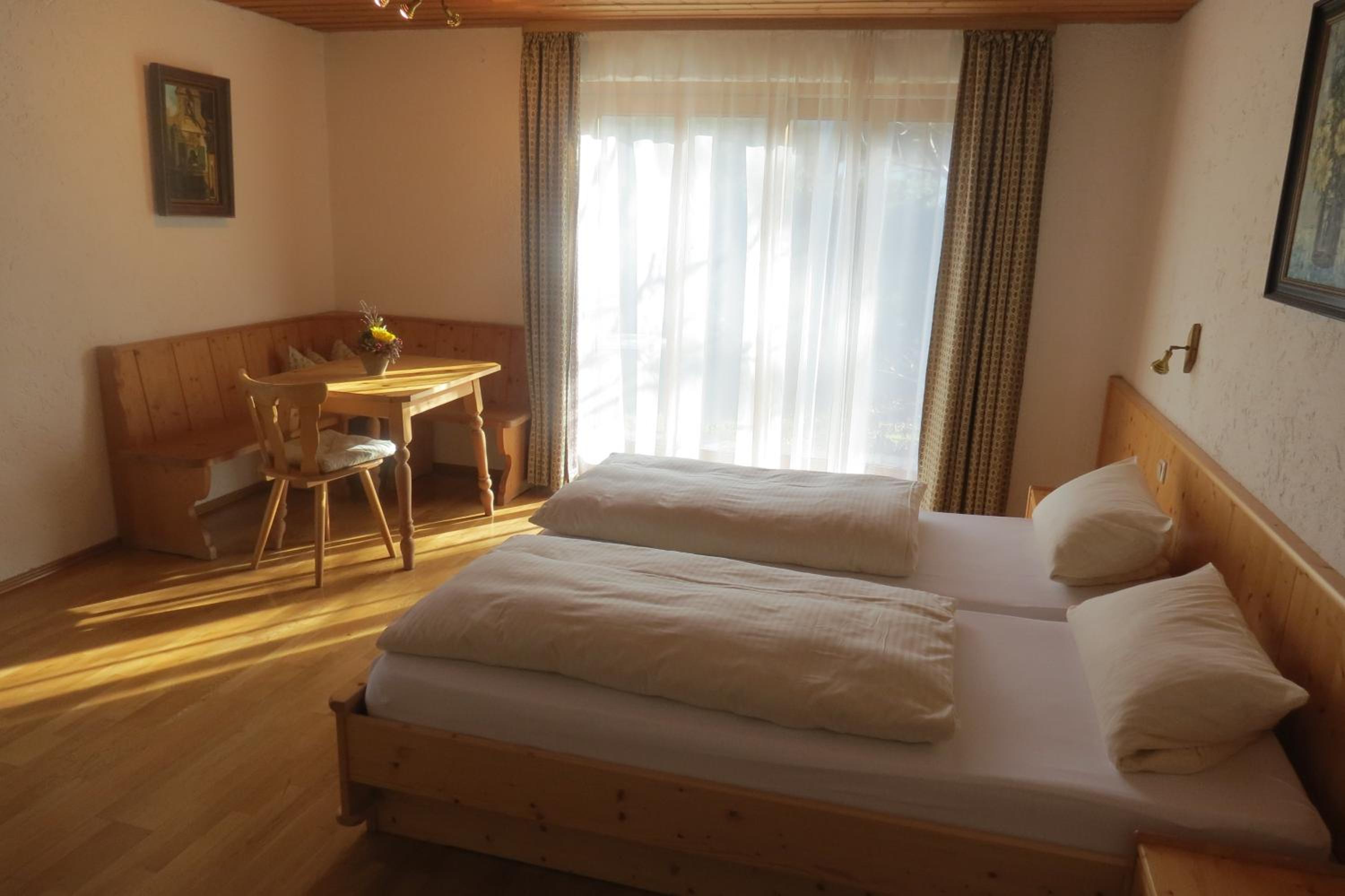 Double or Twin Room photo 3