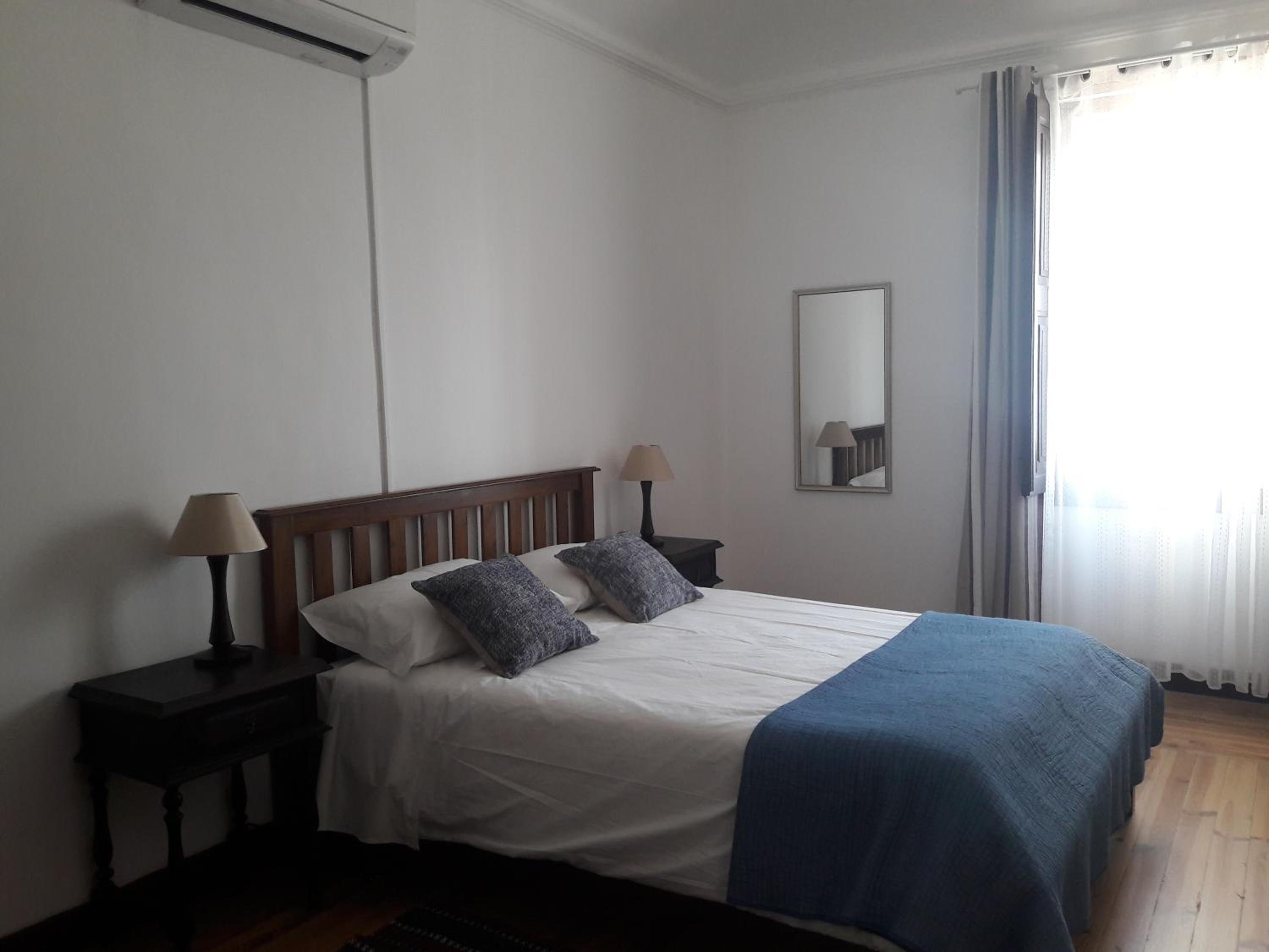 Three-Bedroom Apartment - Photo 11