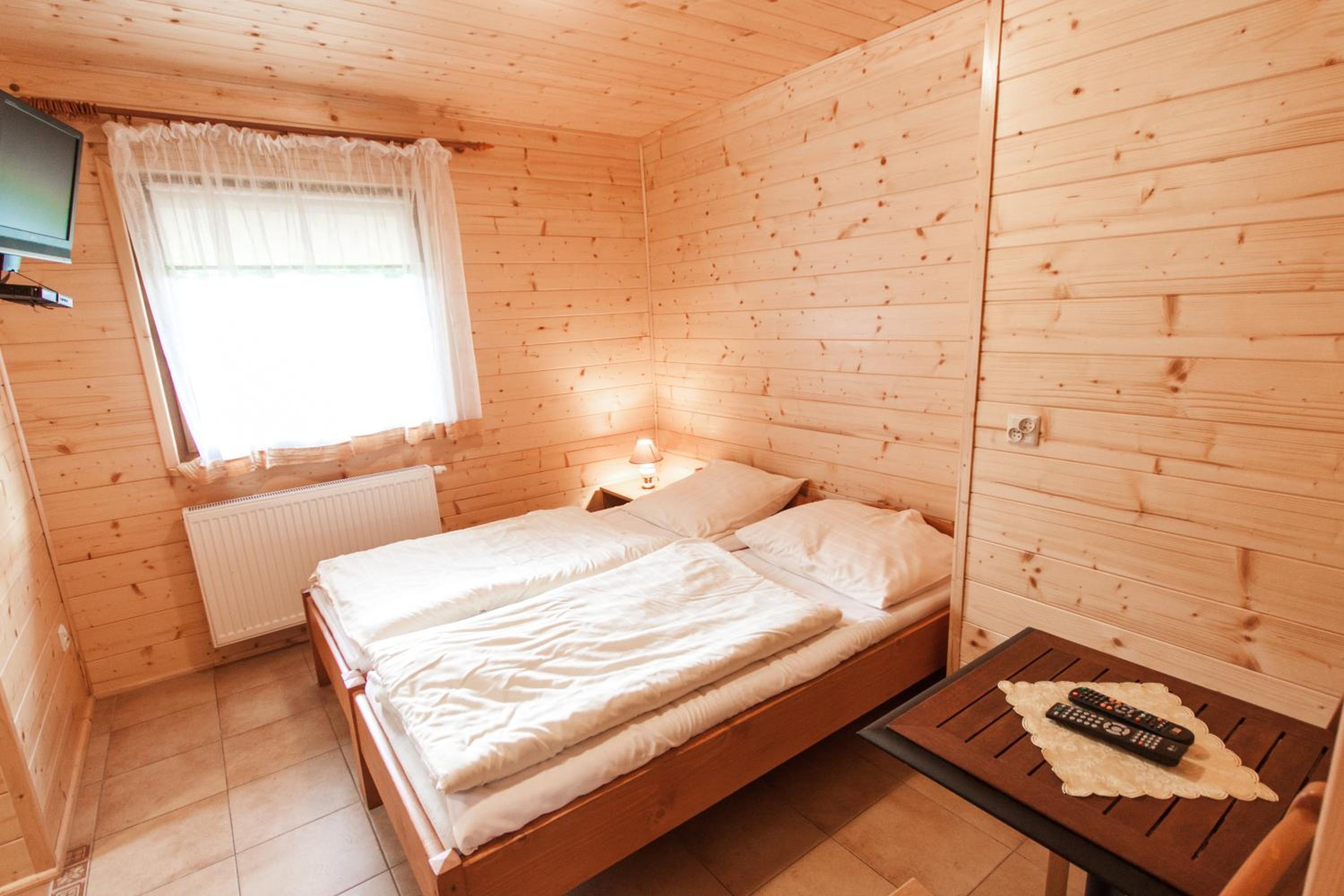 Double Room with Private Bathroom photo 1