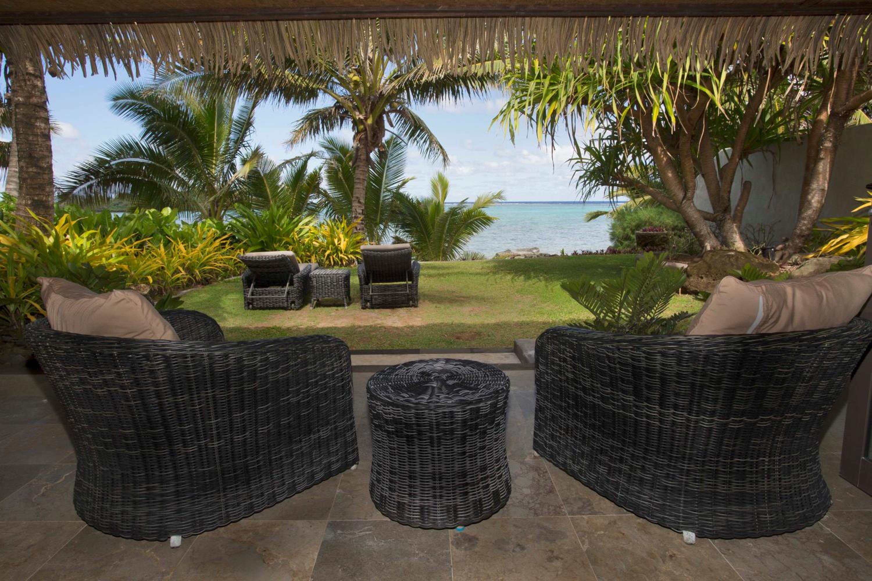Ultimate Beachfront Villa (3 Bedroom) photo 2