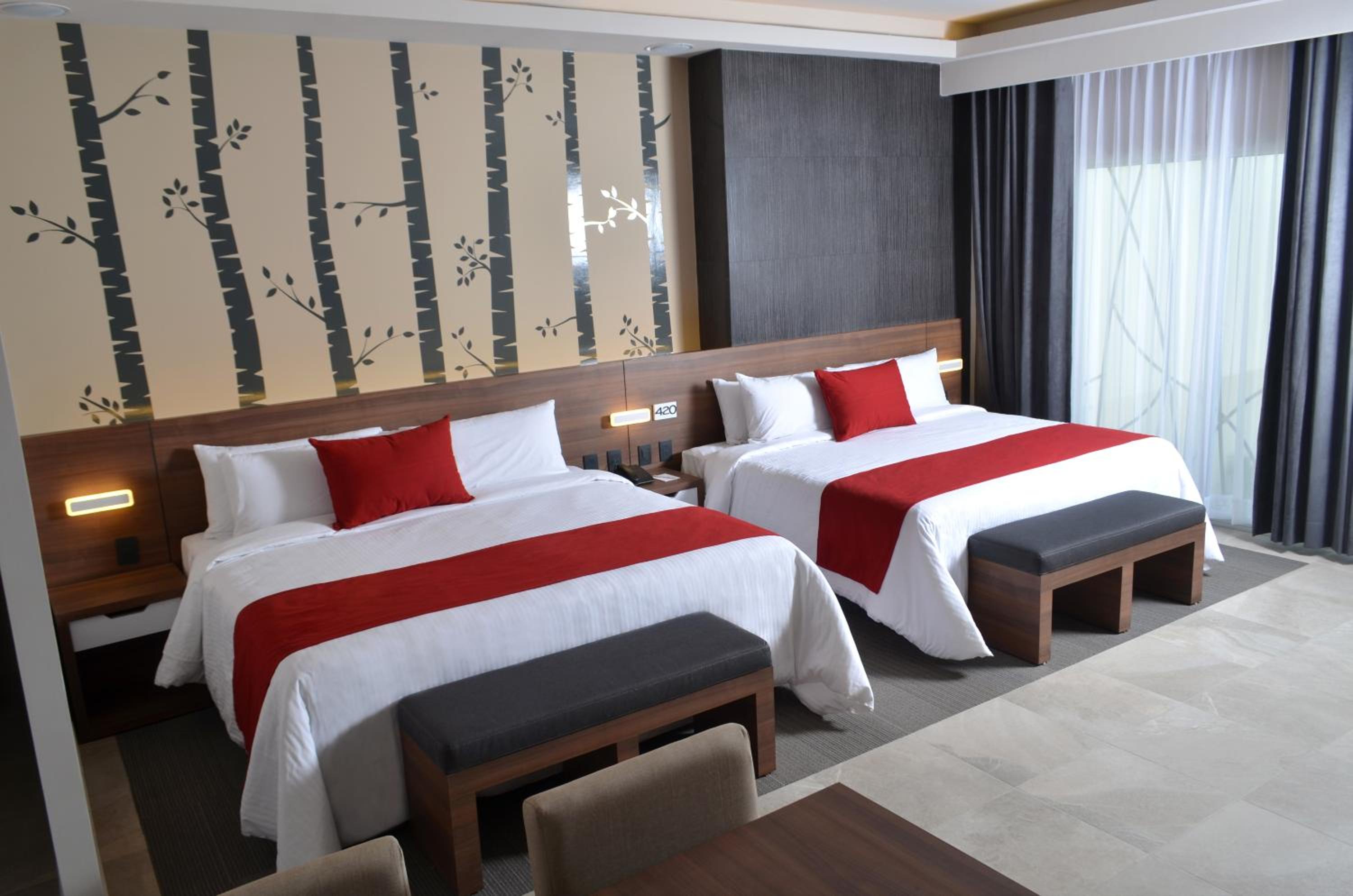 Deluxe Room with One King Bed & One Double Bed photo 1