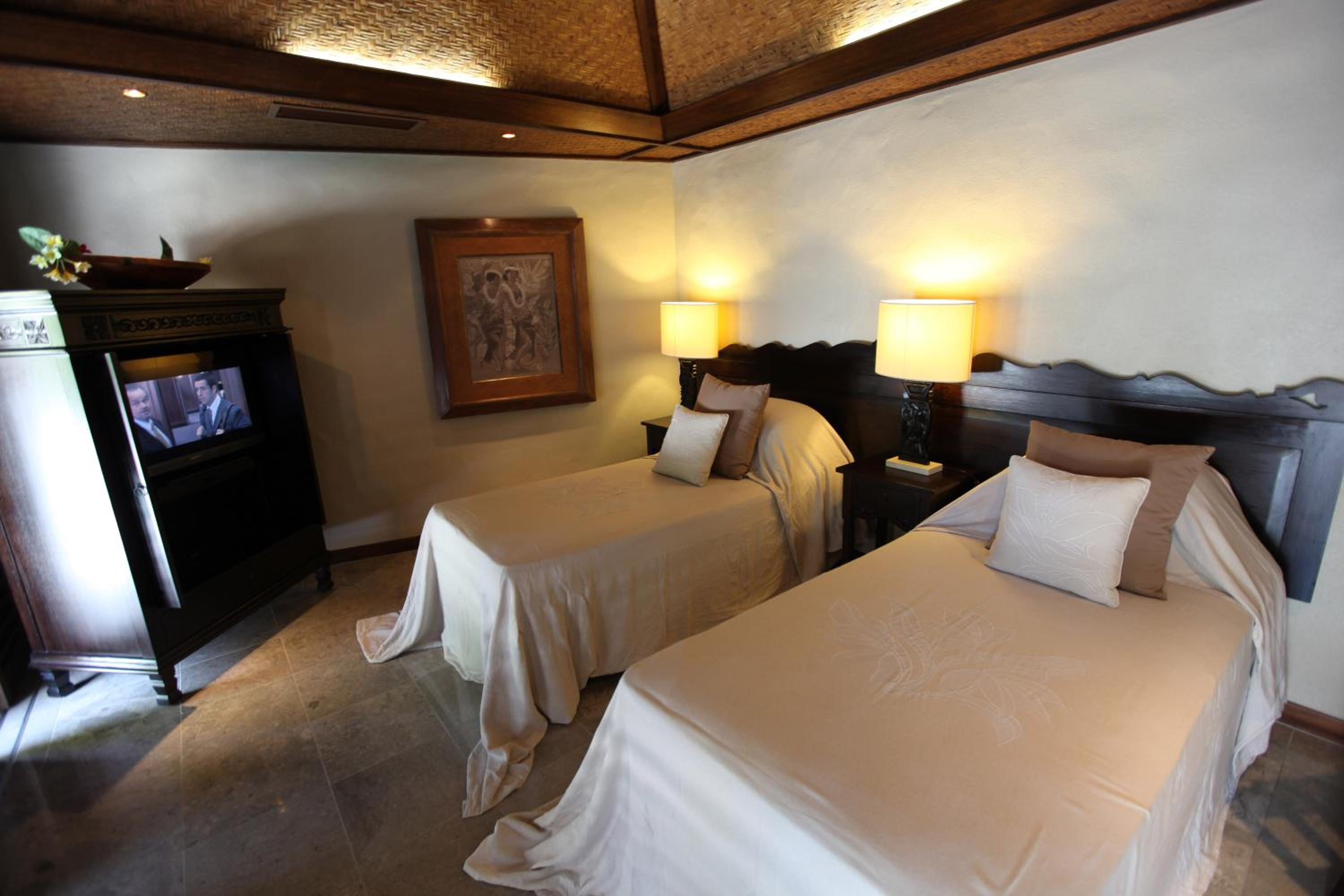 Ultimate Beachfront Villa (1 Bedroom)