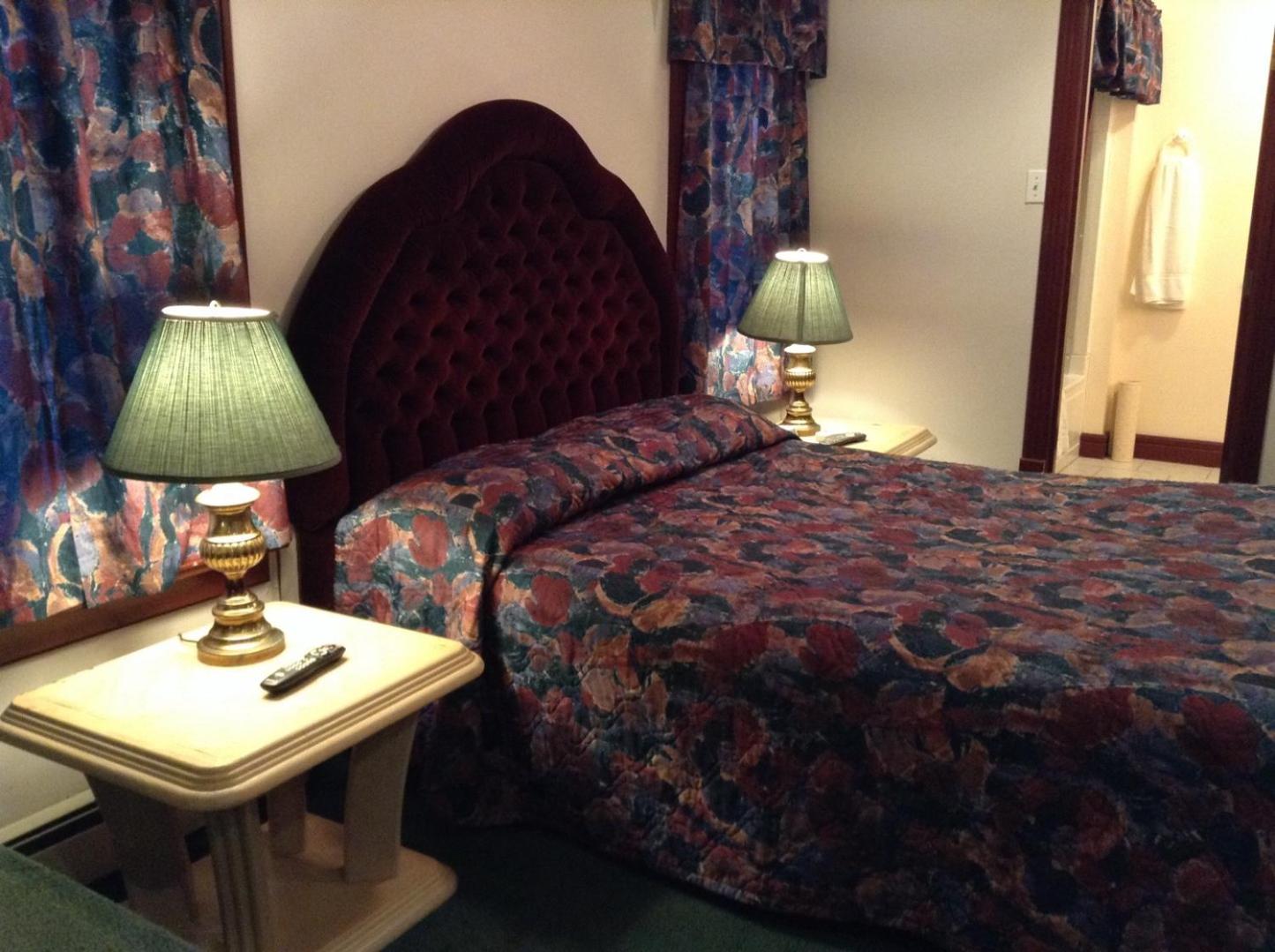 Queen Room - Photo 1