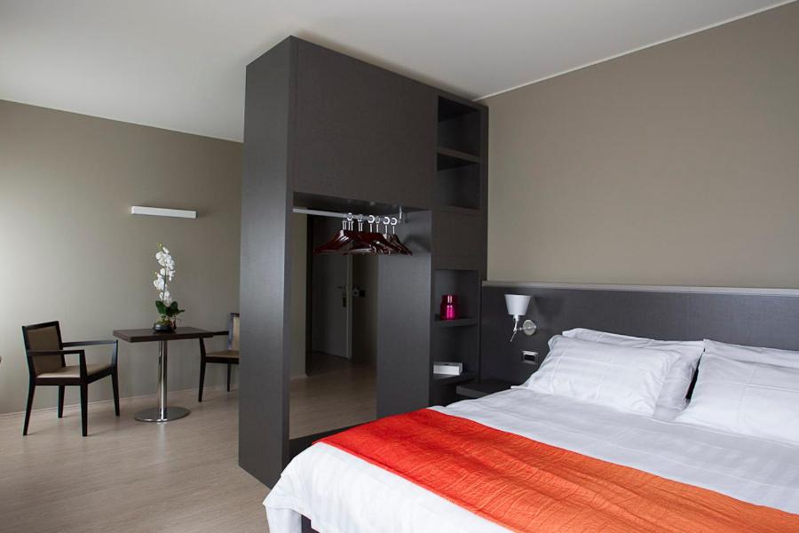 Deluxe Double Room - Photo 3