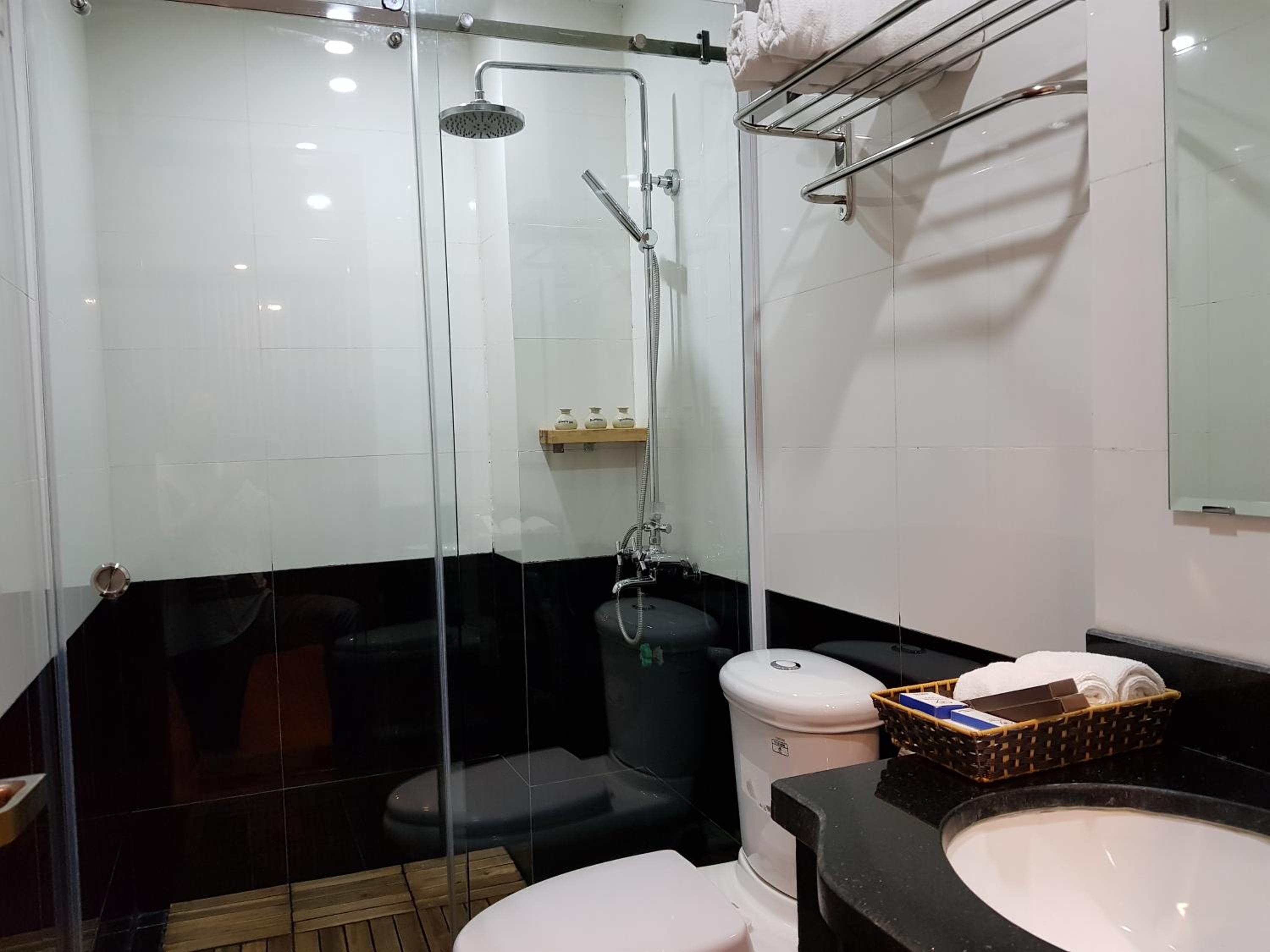 Superior Double or Twin Room with City View photo 3