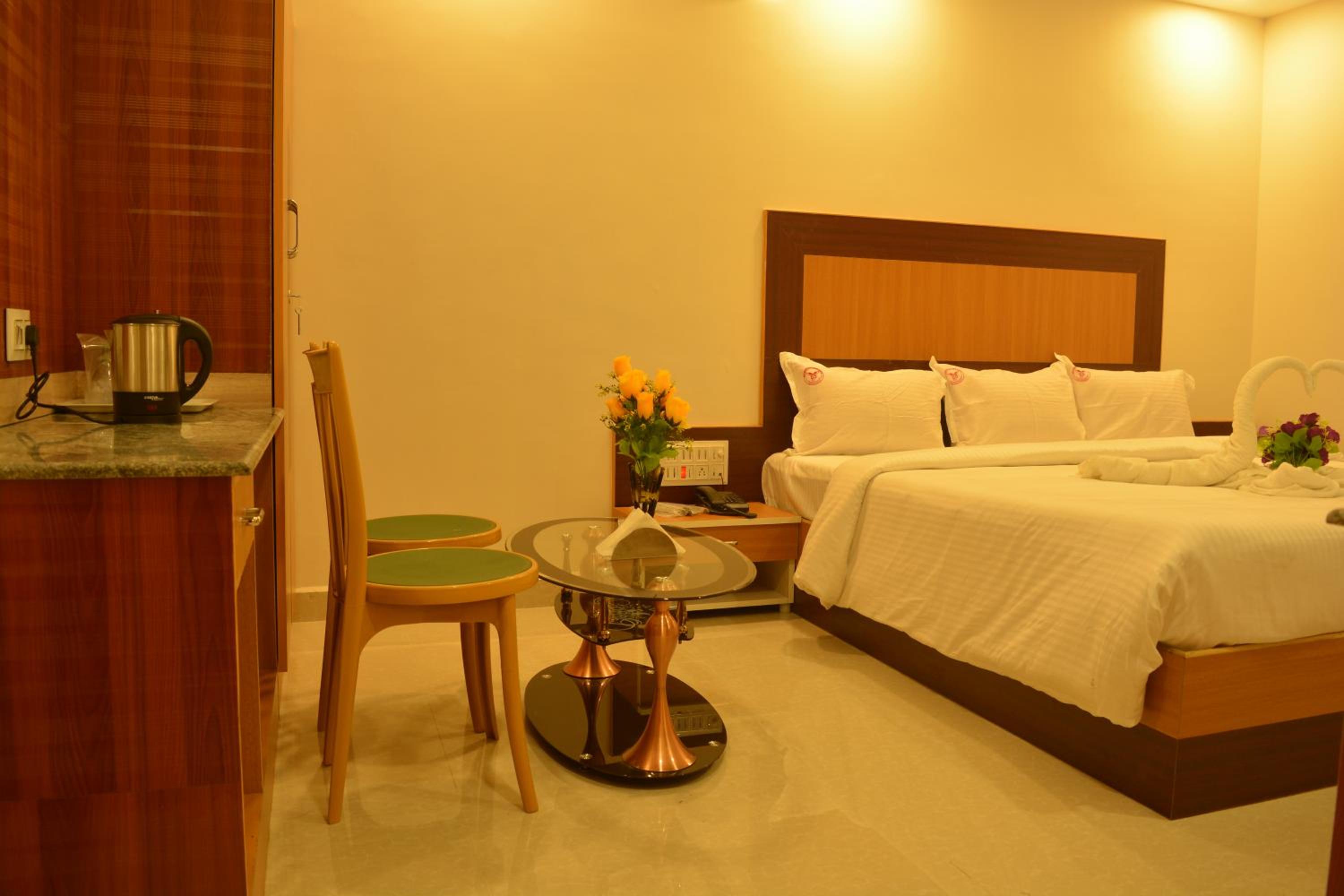 Large Single Room photo 2