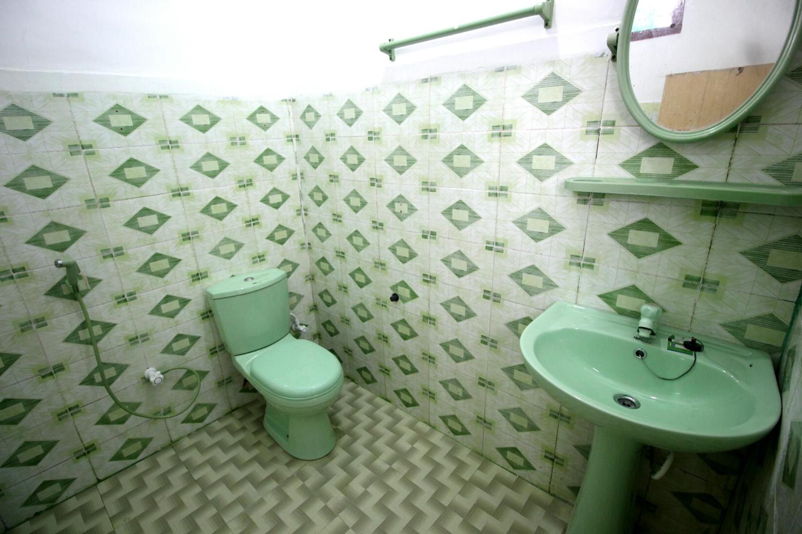 Double Room with Shared Bathroom photo 2